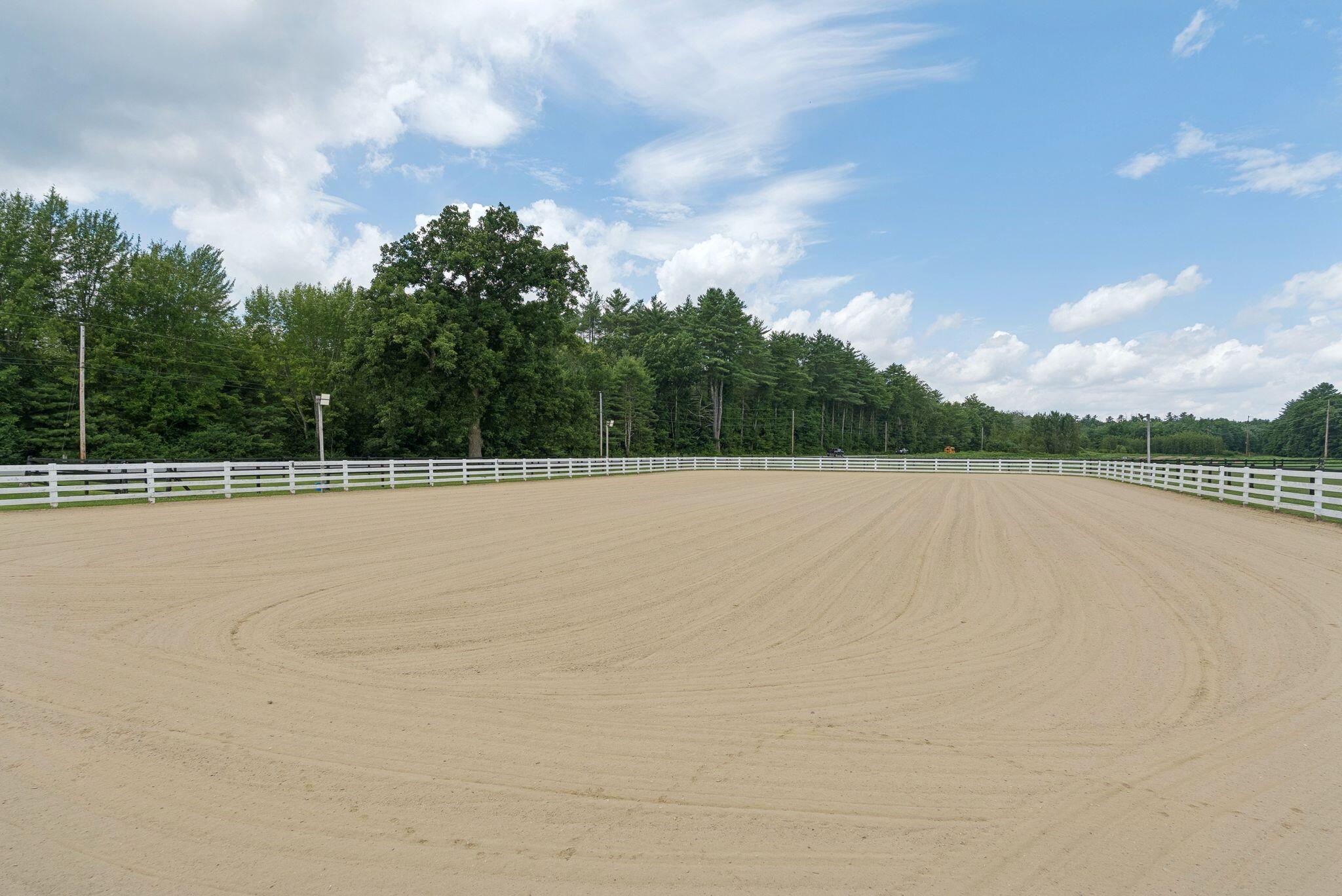 305 River Road, Hollis, ME, 04042