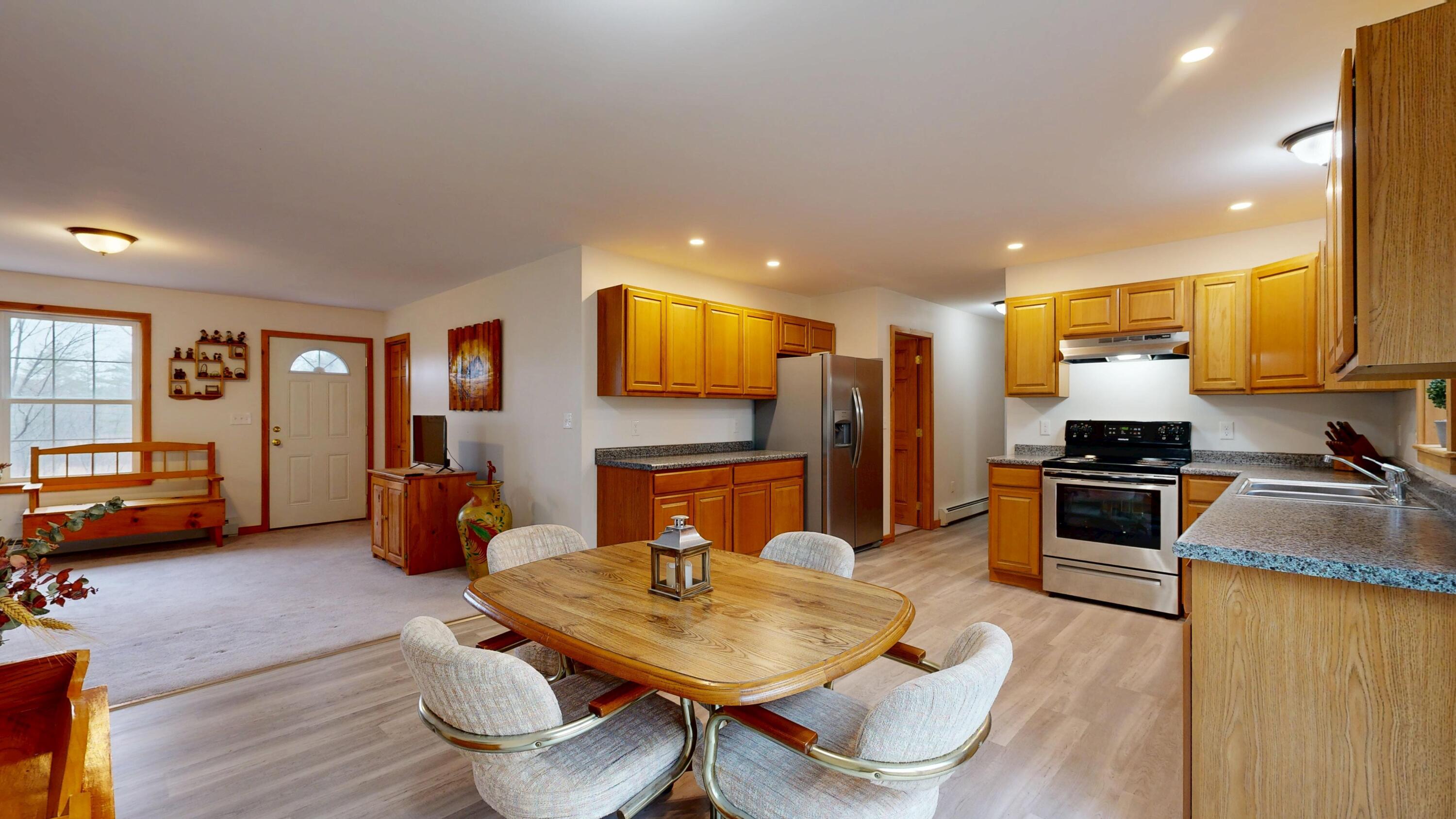 568 Quaker Ridge Road, Greene, ME, 04236