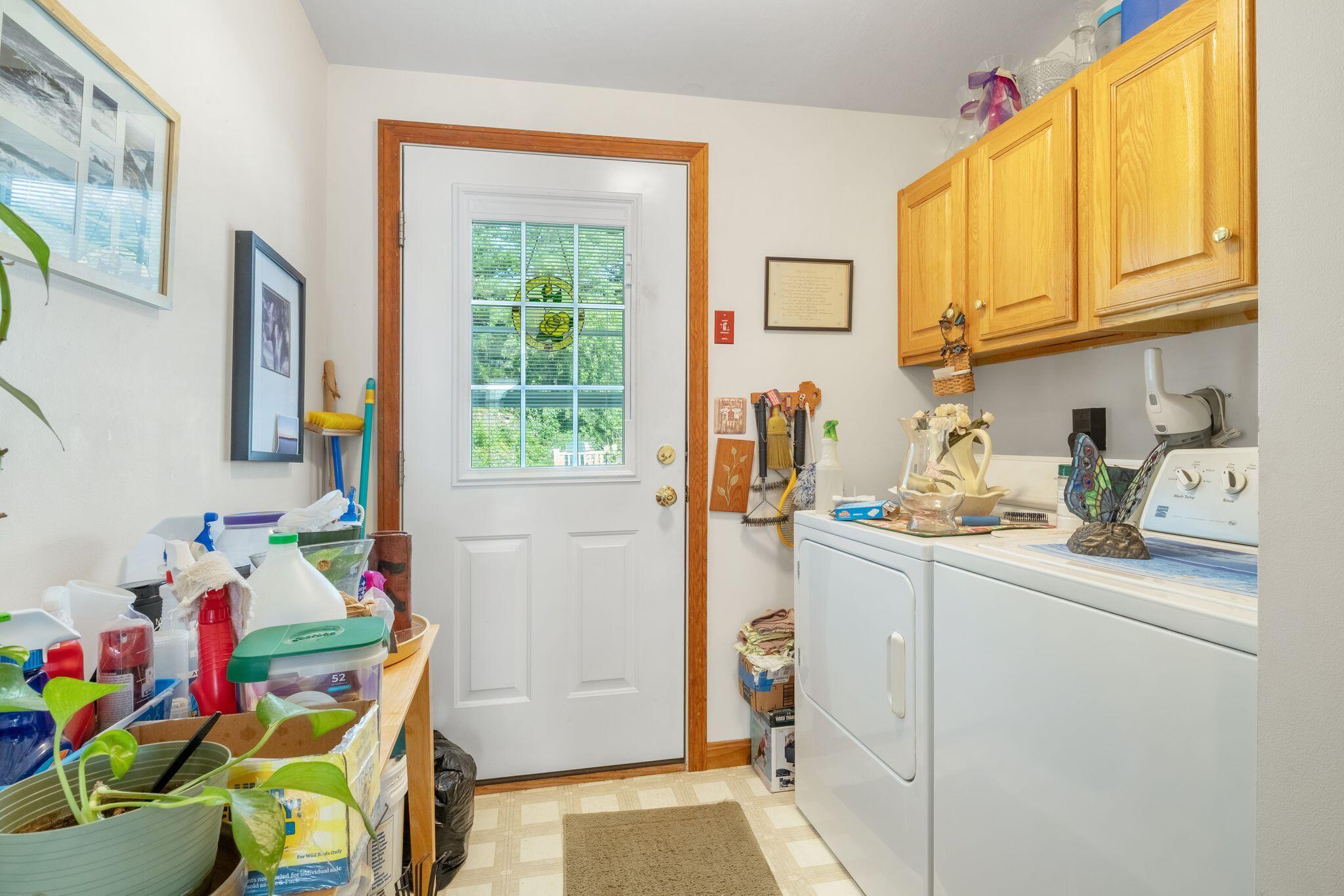 56_Brookside_Cir_058