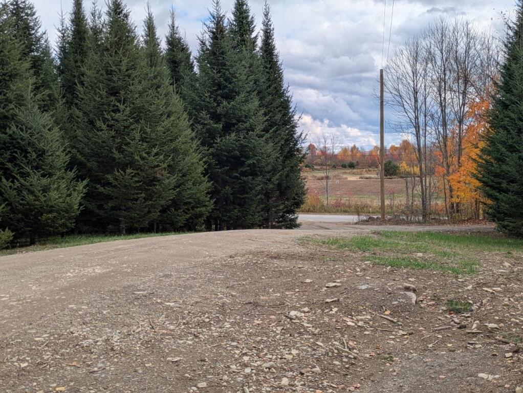 12 Country View Lane, Freedom, ME, 04941