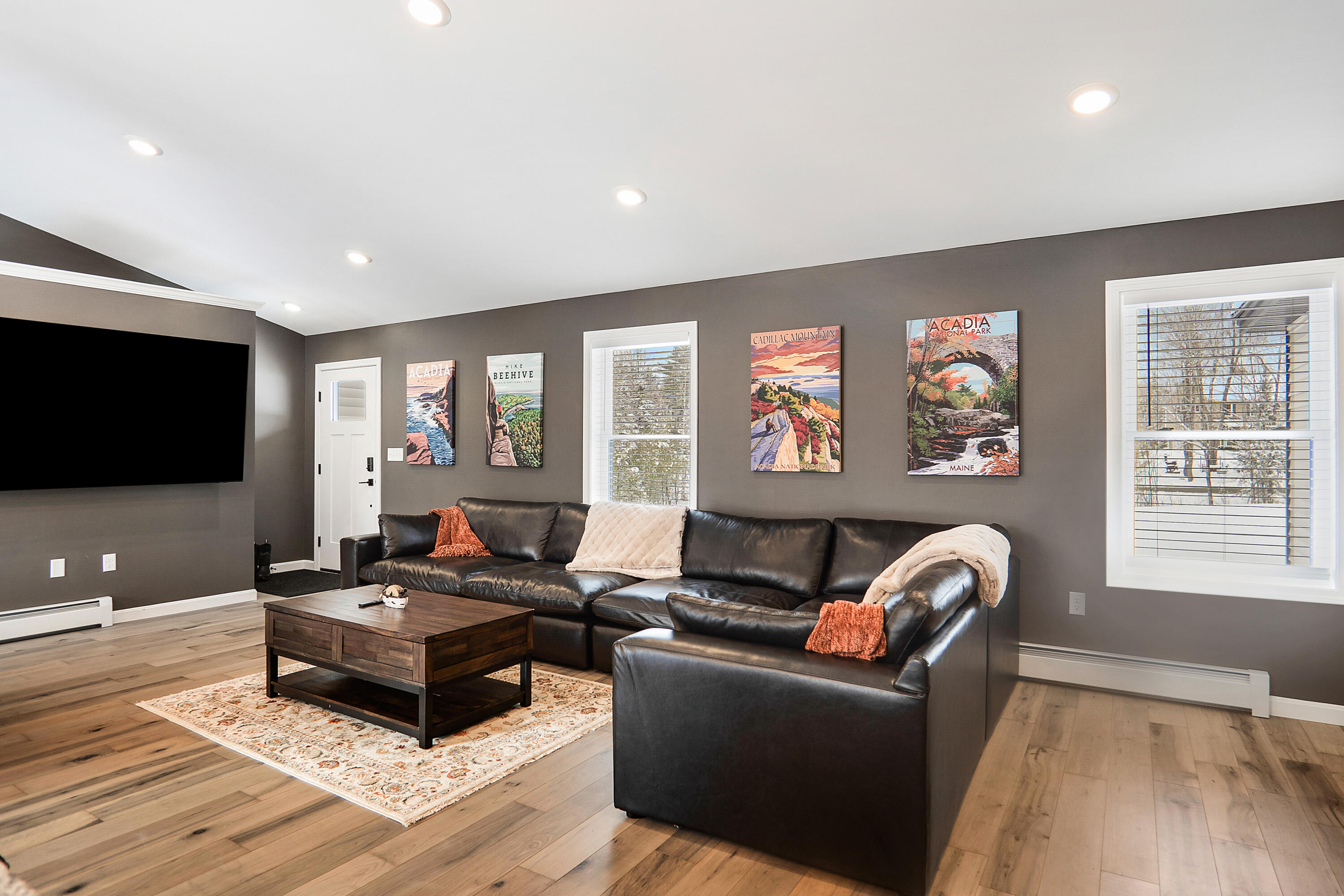 67 Stacey Lane, Kenduskeag, ME, 04450