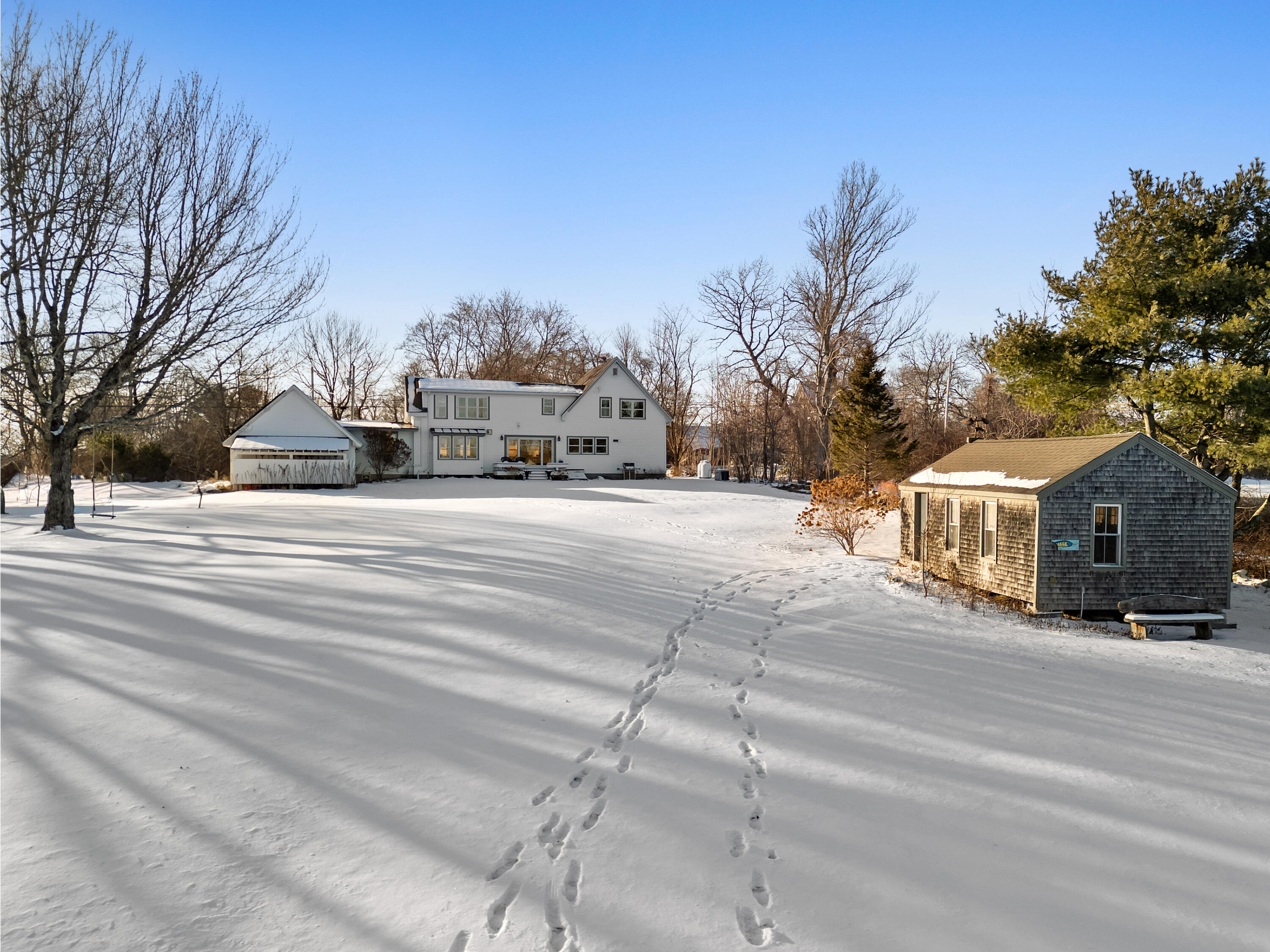 902 Dutch Neck Road, Waldoboro, ME, 04572