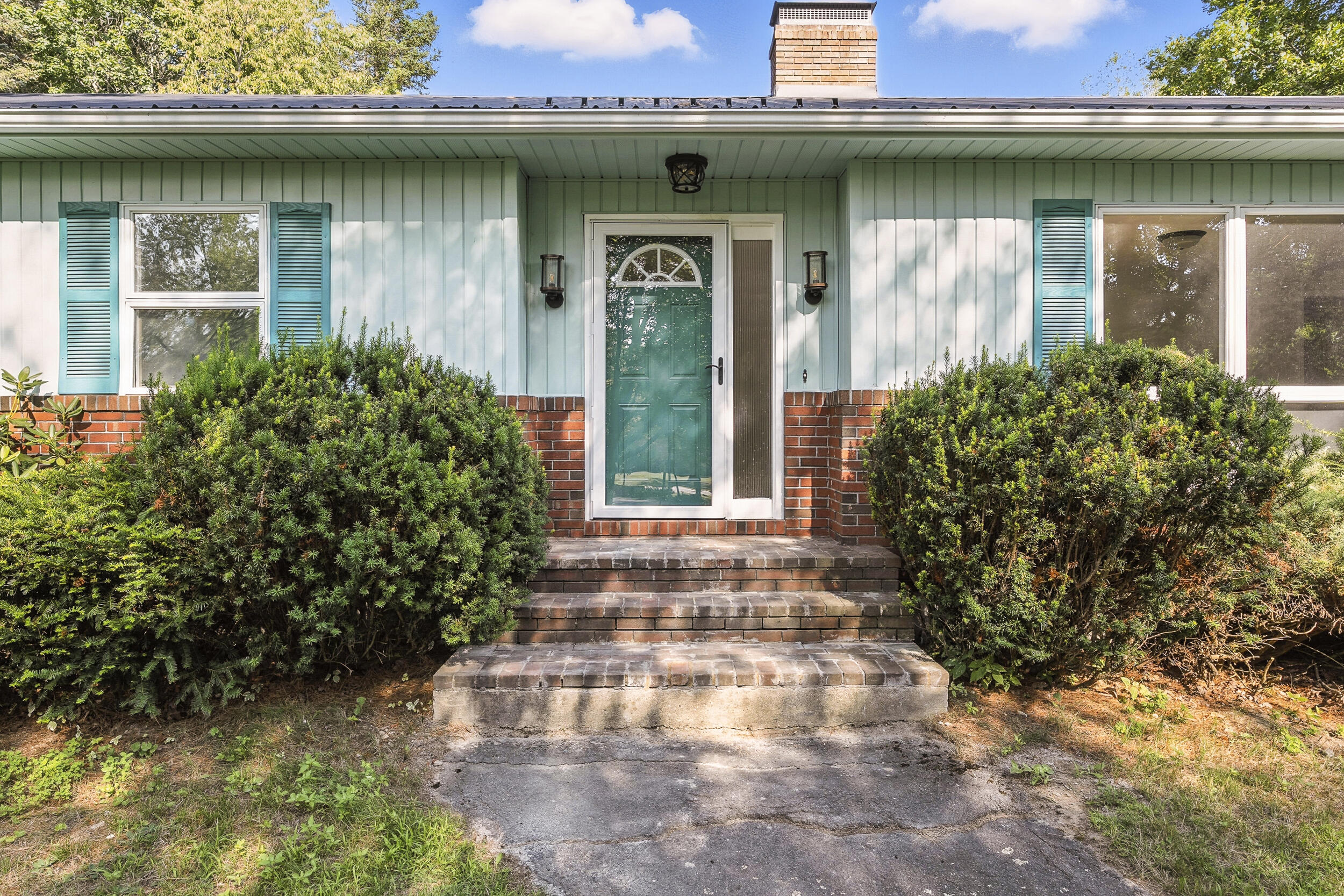 18 Martin Heights, Raymond, ME, 04071