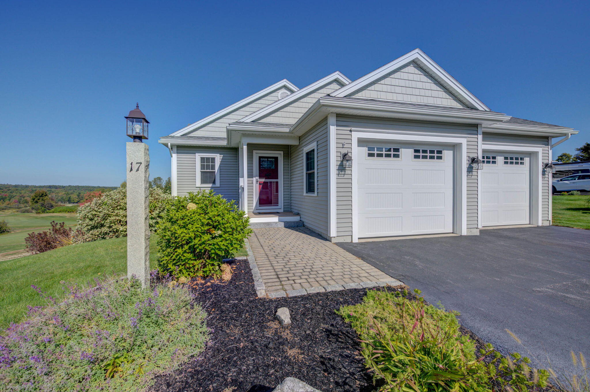 17 Callaway Drive 17