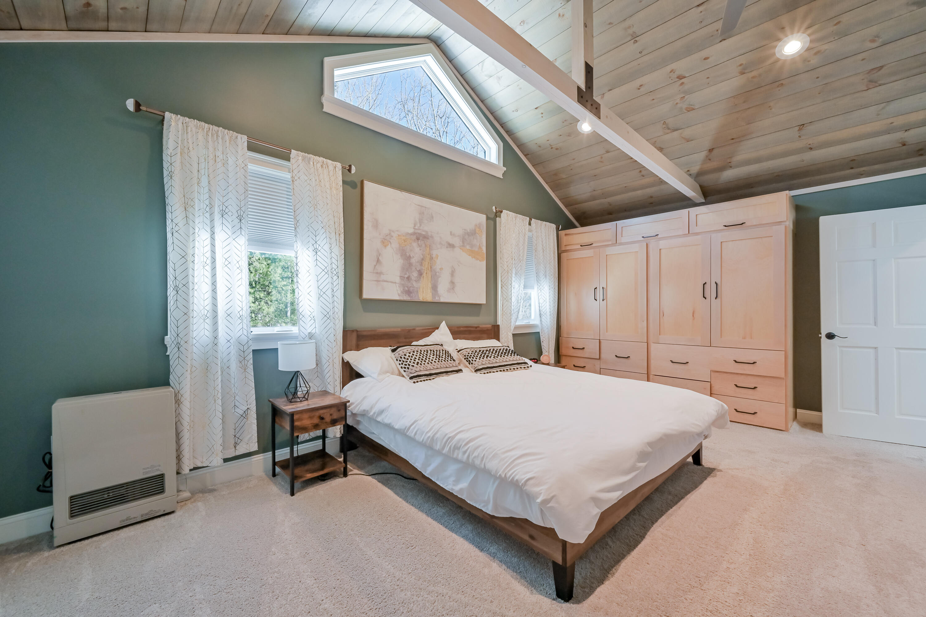 1006 Red Stallion Drive UNIT 6, Carrabassett Valley, ME, 04947