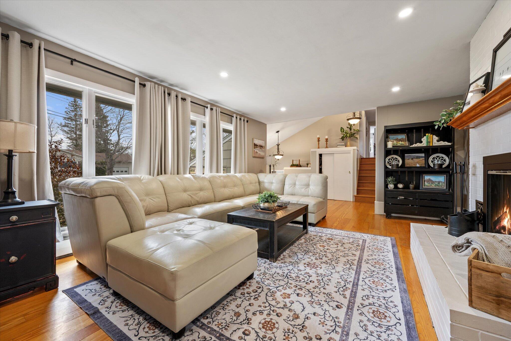 7 Williams Street, Hampden, ME, 04444