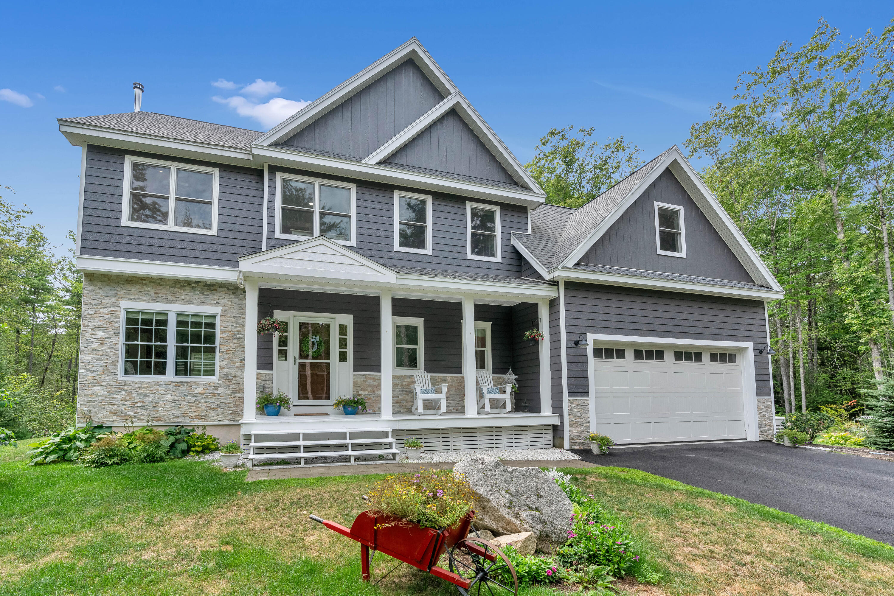 Photo of 451 Cape Road Raymond ME 04071