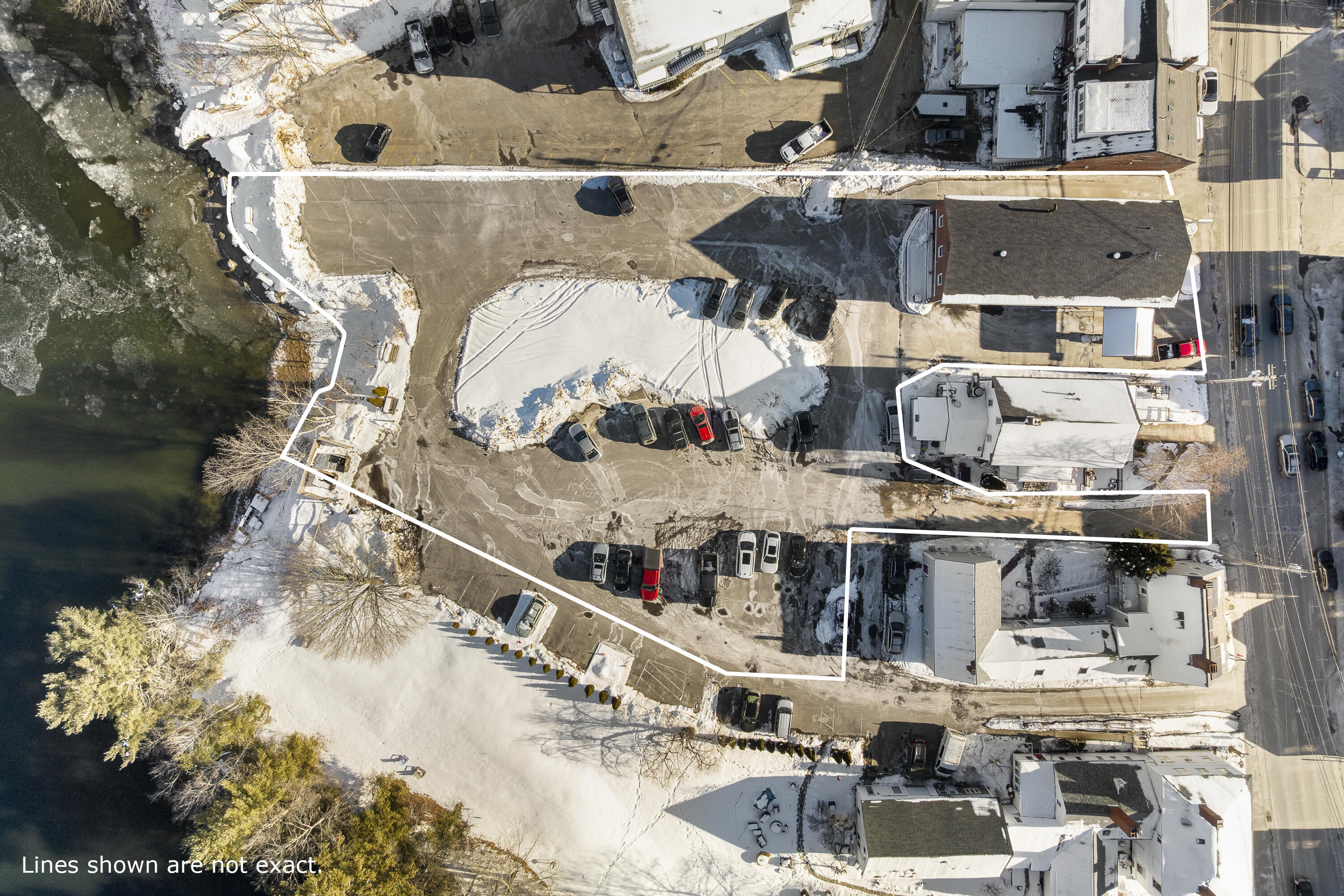 100 Main Street, Damariscotta, ME, 04543