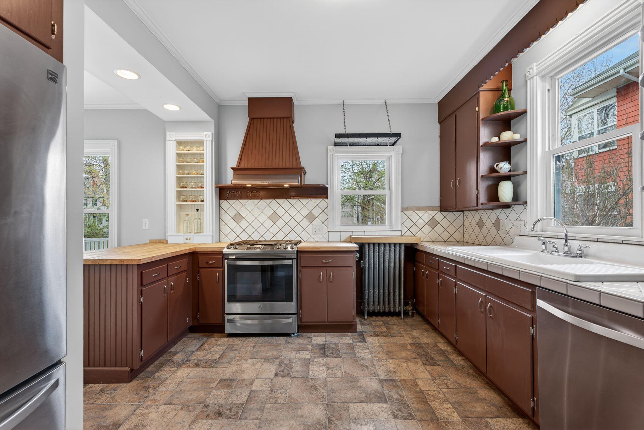 106 Dartmouth Street, Portland, ME, 04103 106 Dartmouth Street, Portland, ME, 04103