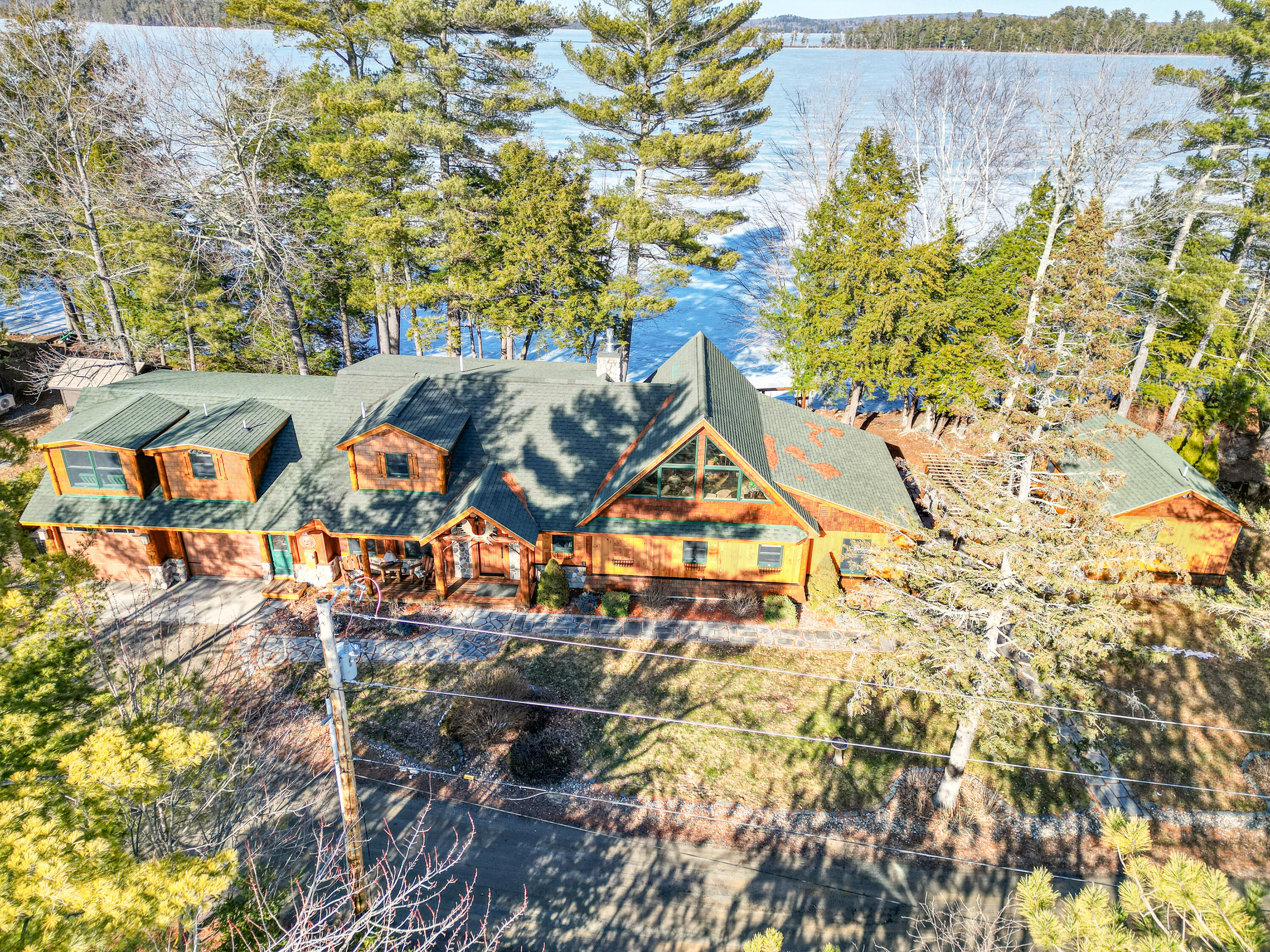 99 Abena Shores, Belgrade, ME, 04917