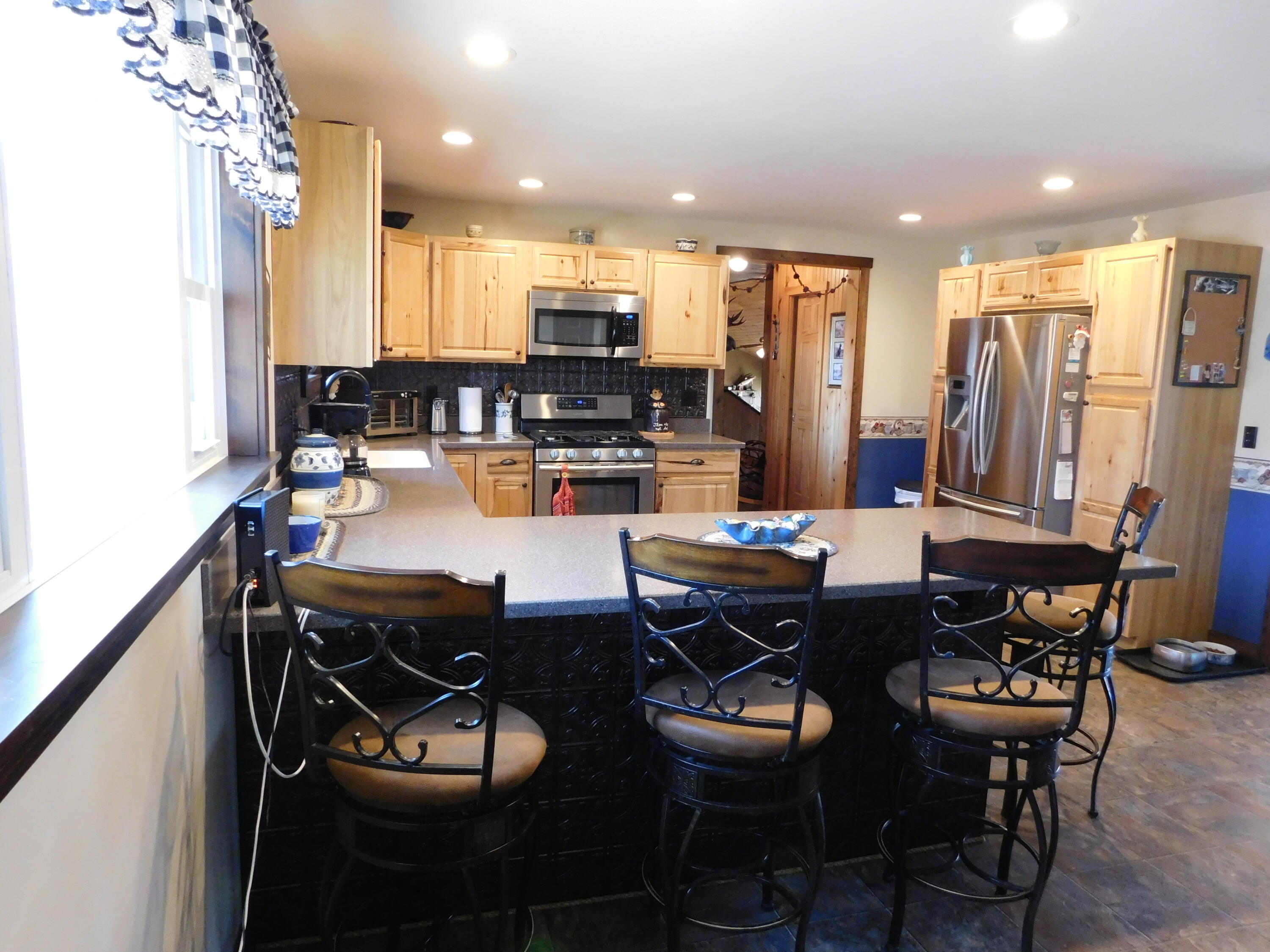 557 Enfield Road, Lincoln, ME, 04457