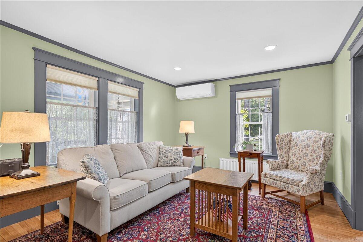 279 W Broadway, Bangor, ME 04401 07-297 W. Broadway-29