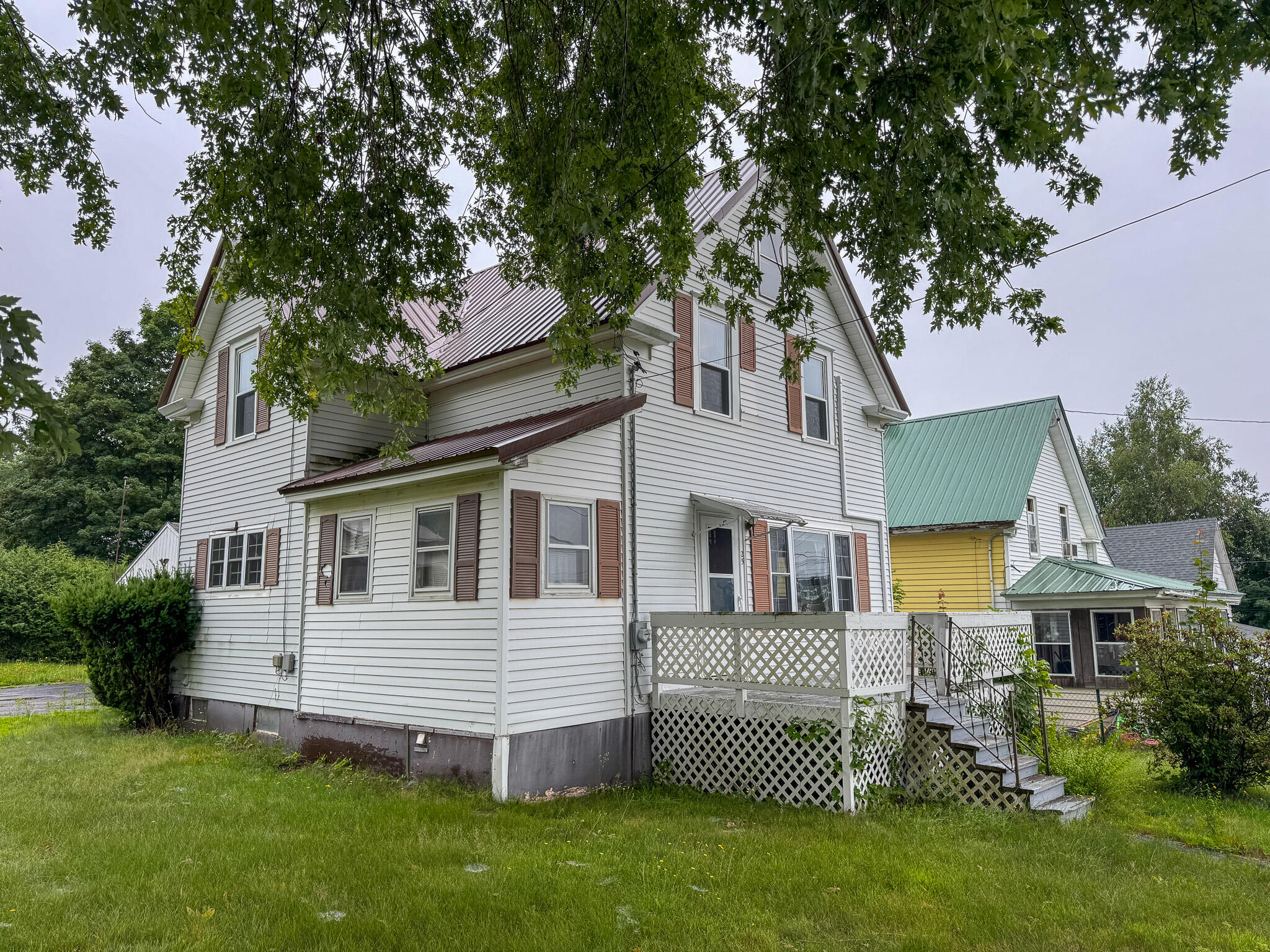Photo of 25 Birch Street East Millinocket ME 04430