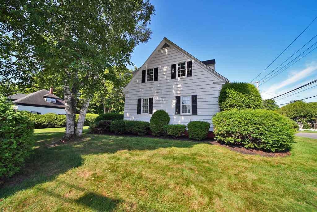 33 Pleasant Street, Houlton, ME, 04730