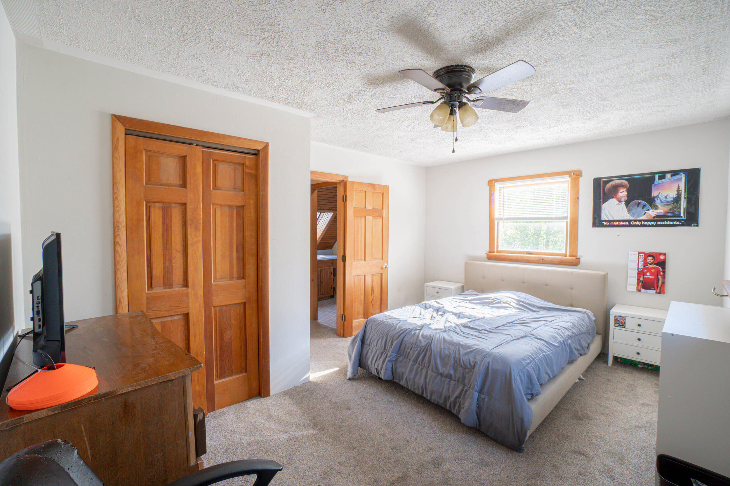 24 Autumn Lane, Lincoln, ME, 04457
