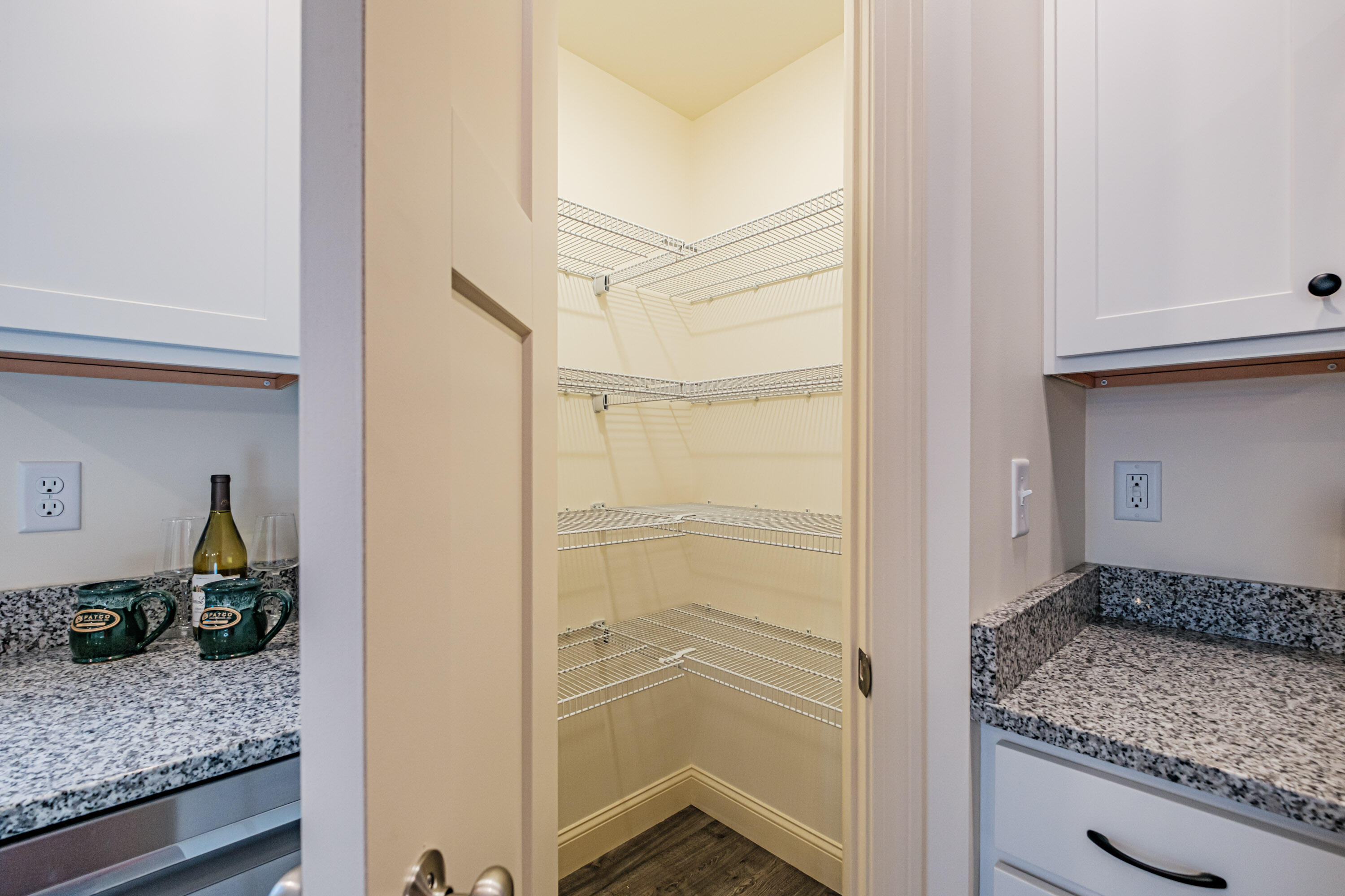 31 Woodbrey Lane, Standish, ME, 04084