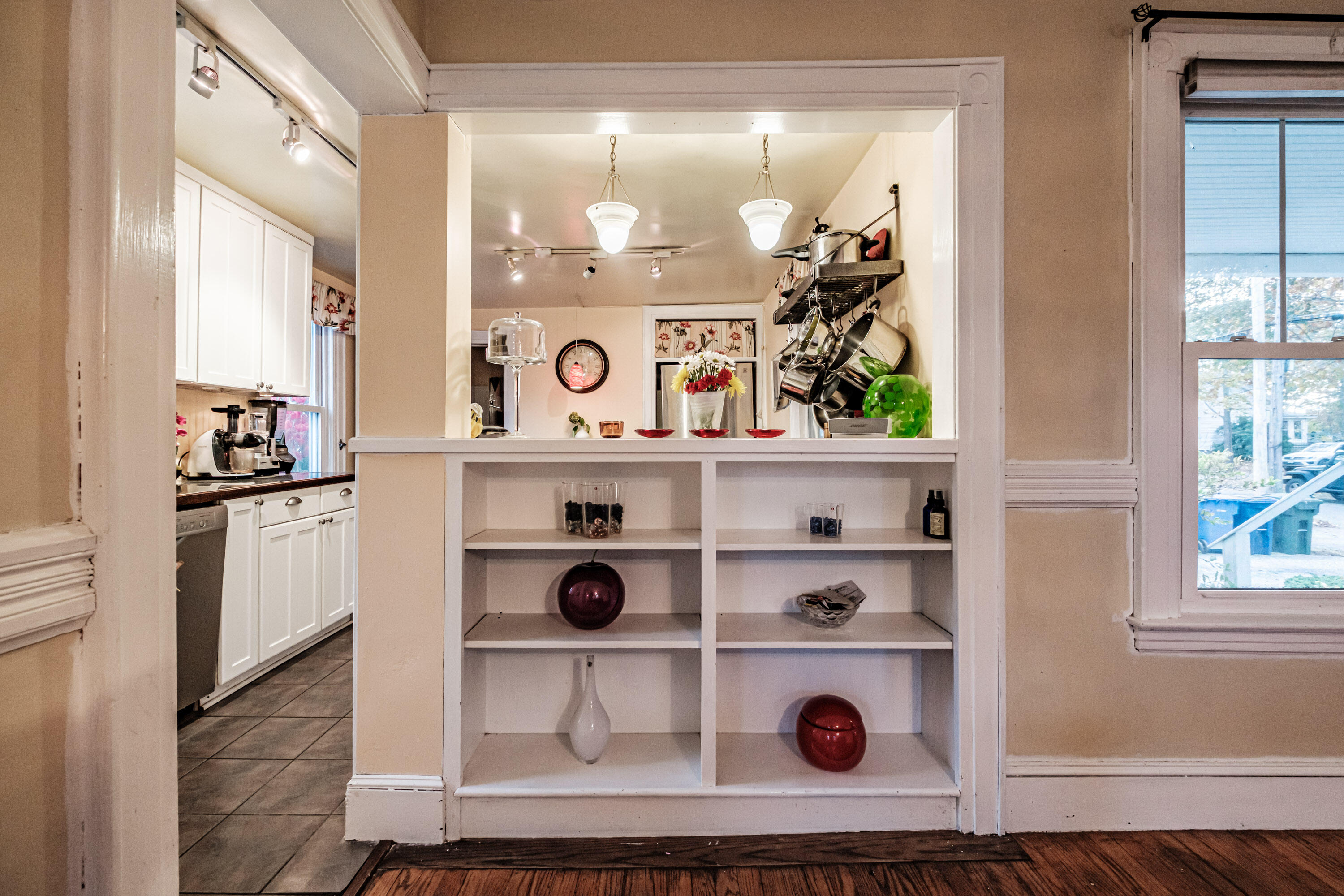 10 Whitehall Avenue, South Portland, ME, 04106