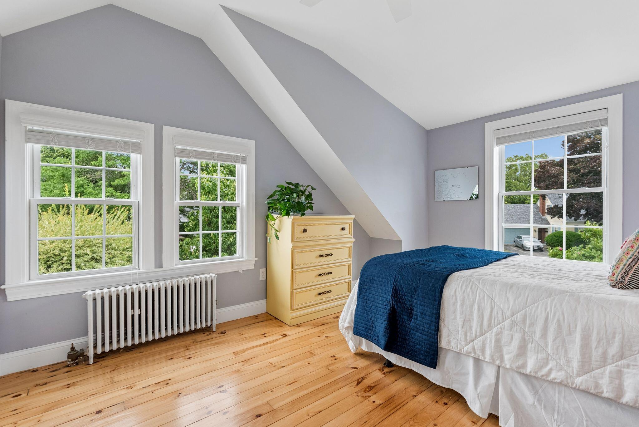 20 Just-A-Mere Road, Falmouth, ME 04105 Second floor bedroom