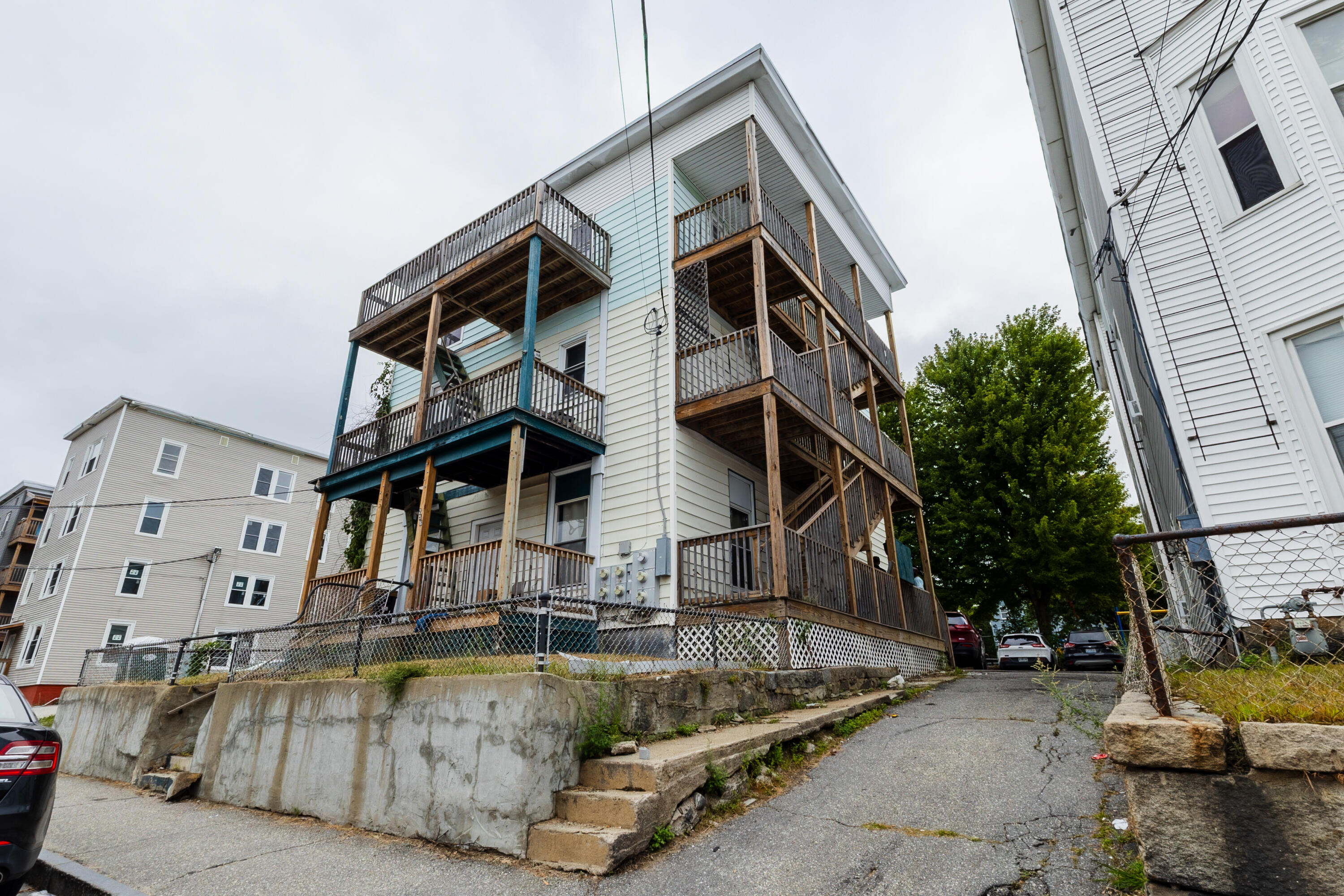 Photo of 256 Park Street Lewiston ME 04240