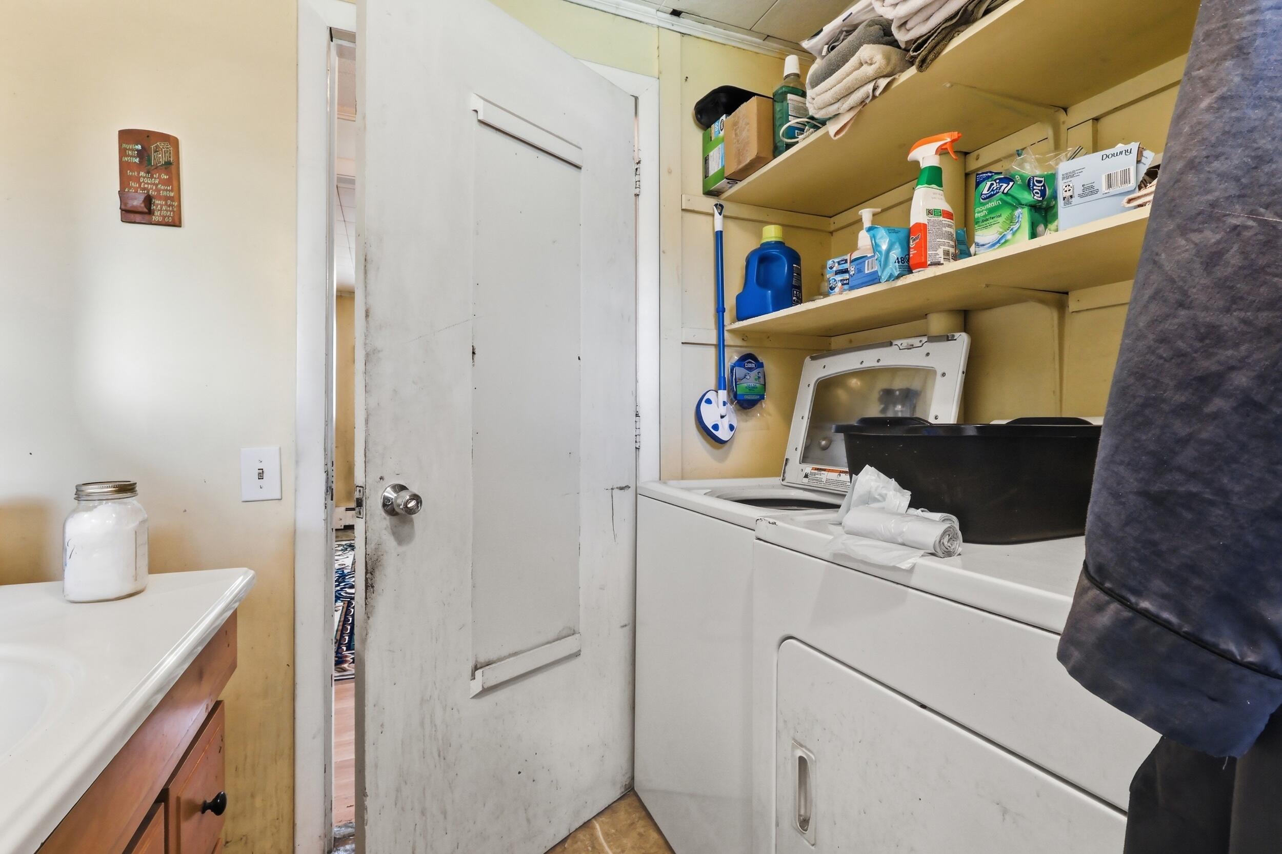 392 Elm Street, Mechanic Falls, ME, 04256