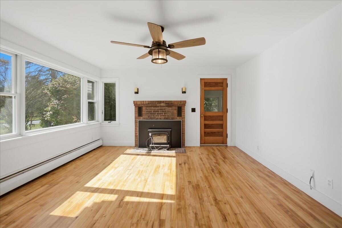 1827 Minot Avenue, Auburn, ME 04210 31-1-31