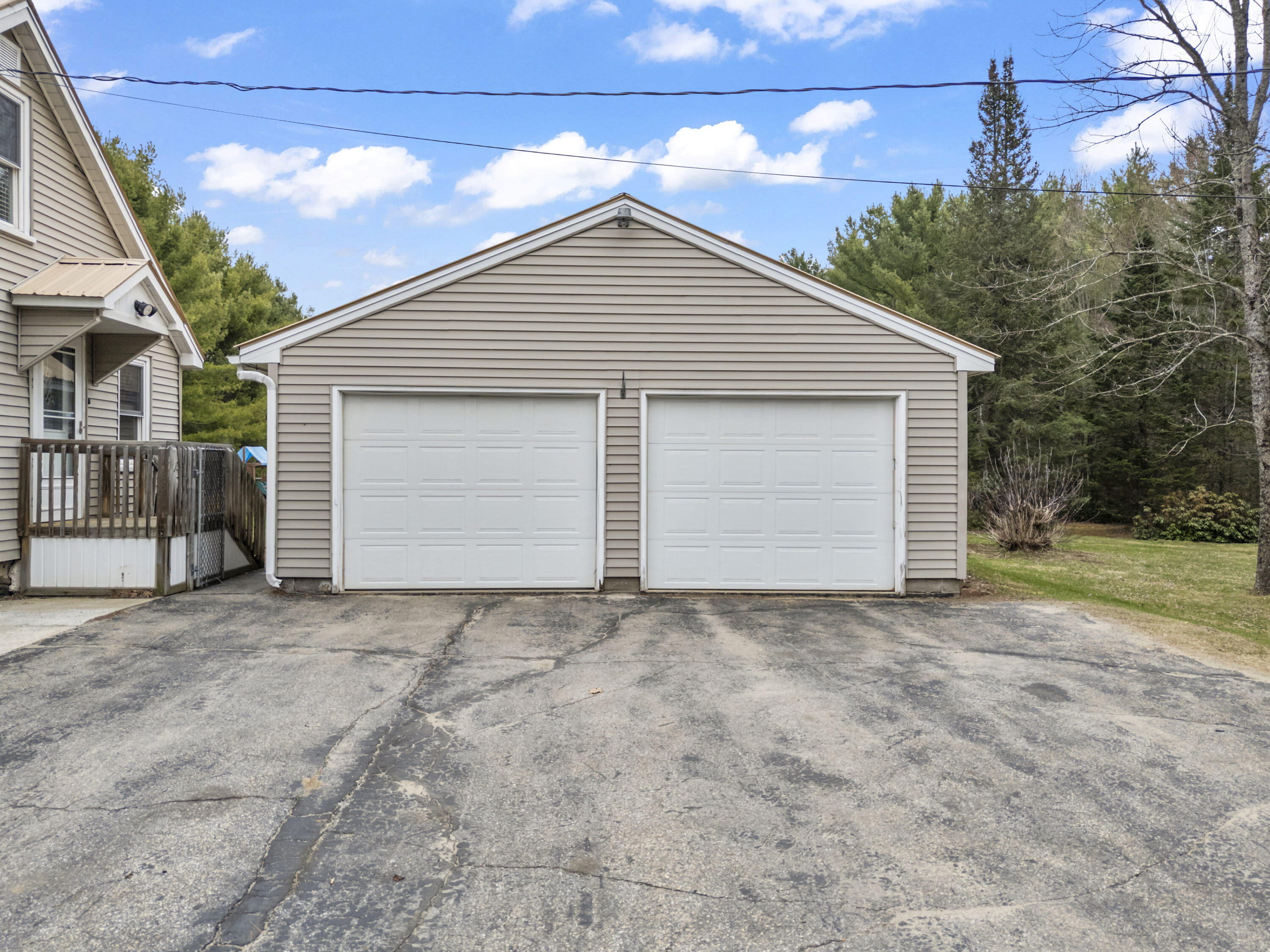 133 Main Street, Sumner, ME, 04292