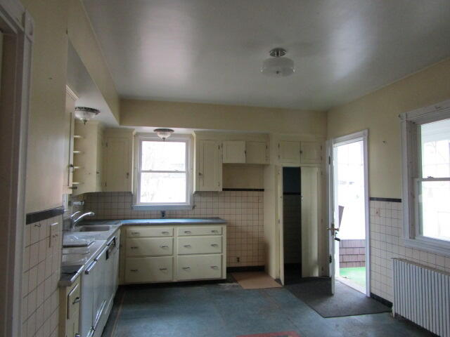 49 Pearl Street, Augusta, ME, 04330