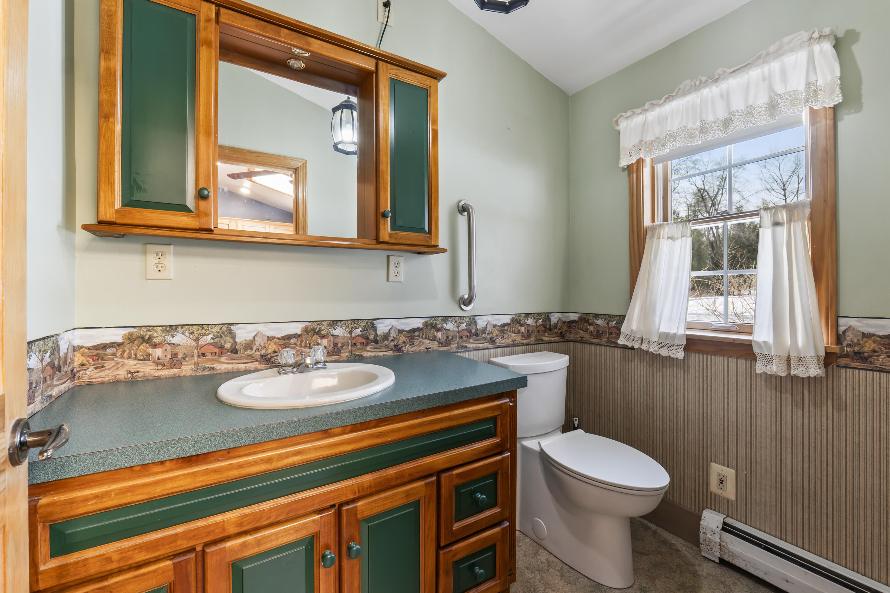 46 N Gorham Road, Gorham, ME, 04038
