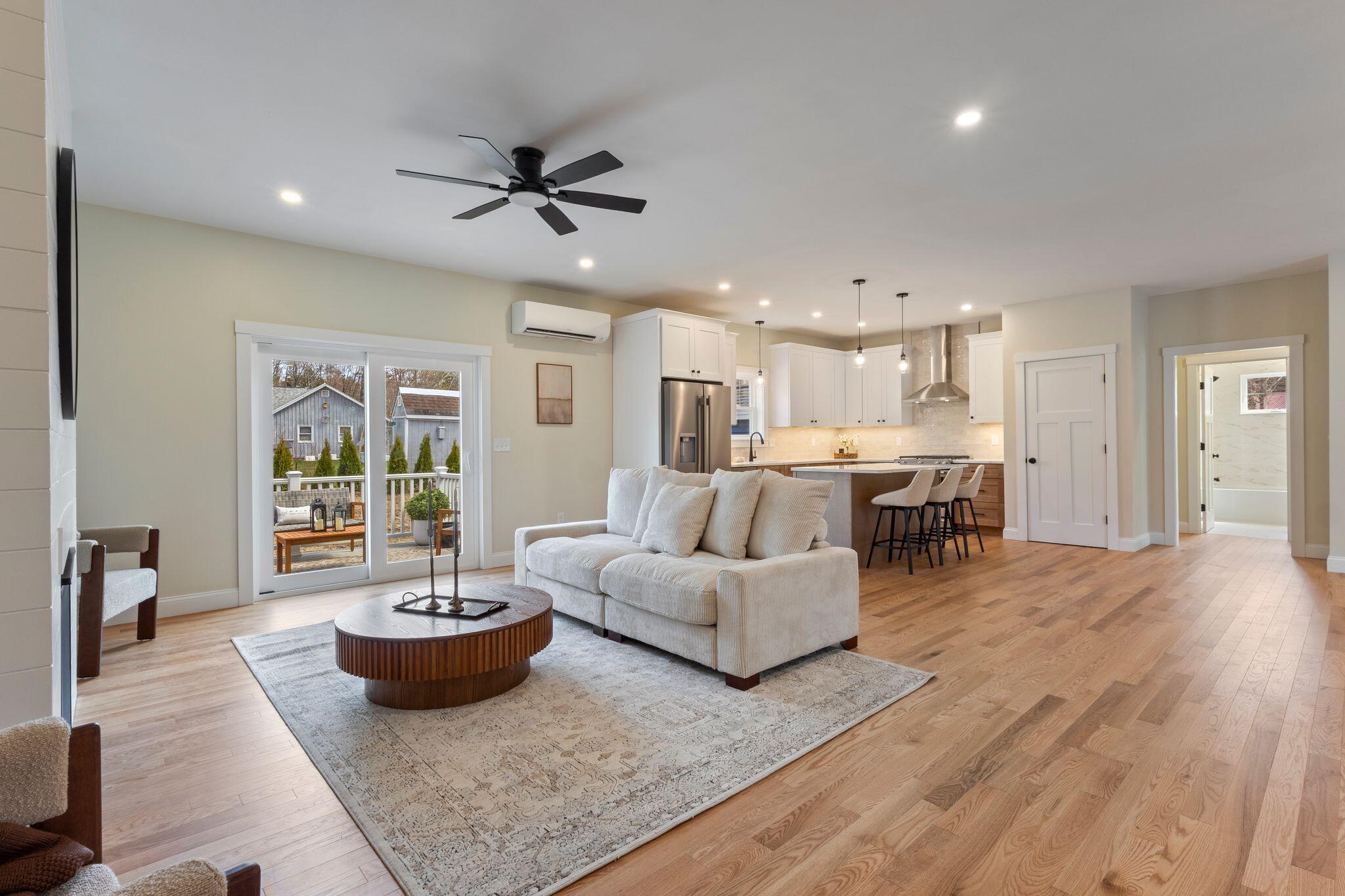 19 Forest Glen Lane, Topsham, ME, 04086