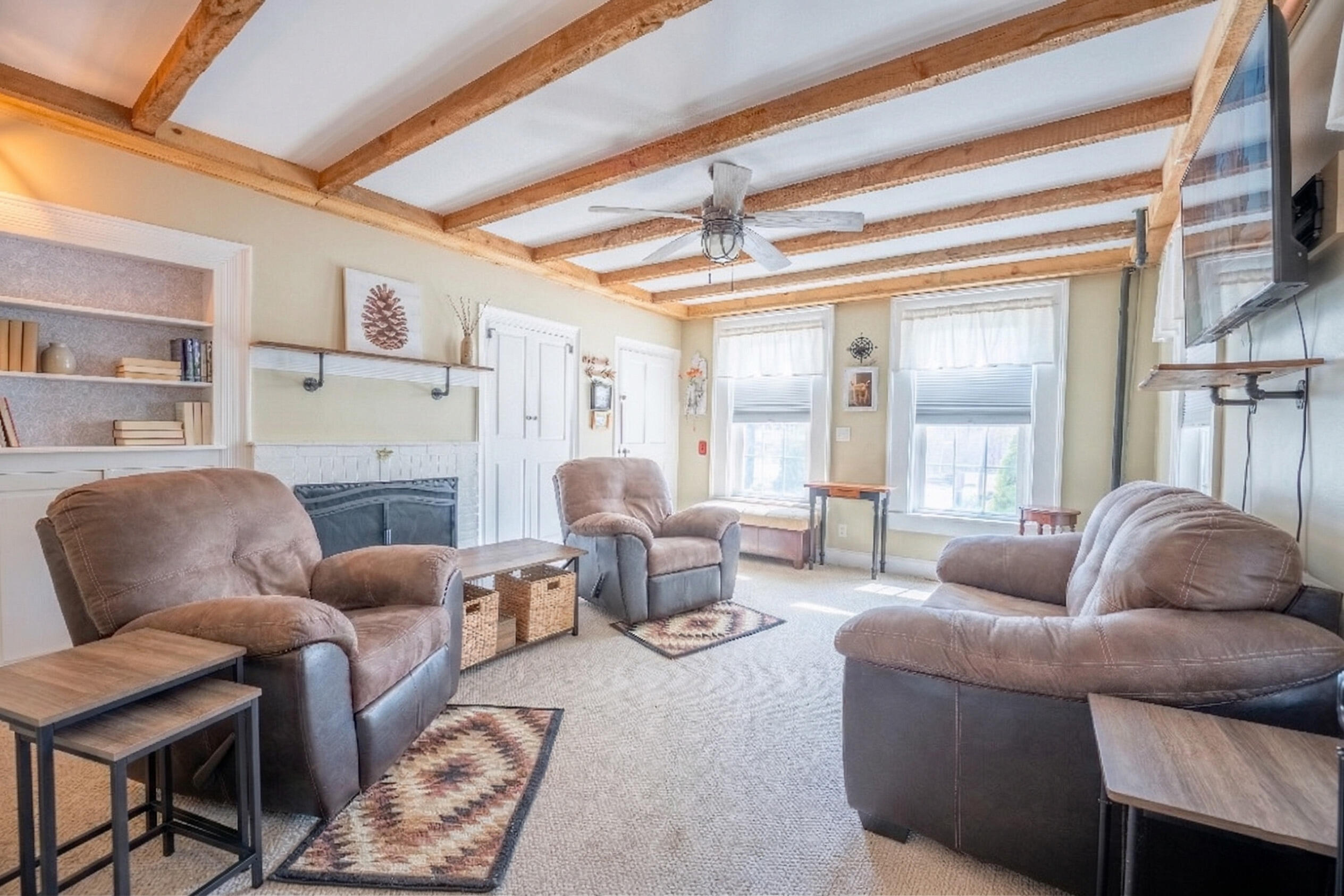 2 River Road, York, ME, 03902