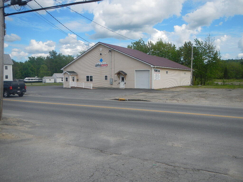 78 W Broadway, Lincoln, ME, 04457
