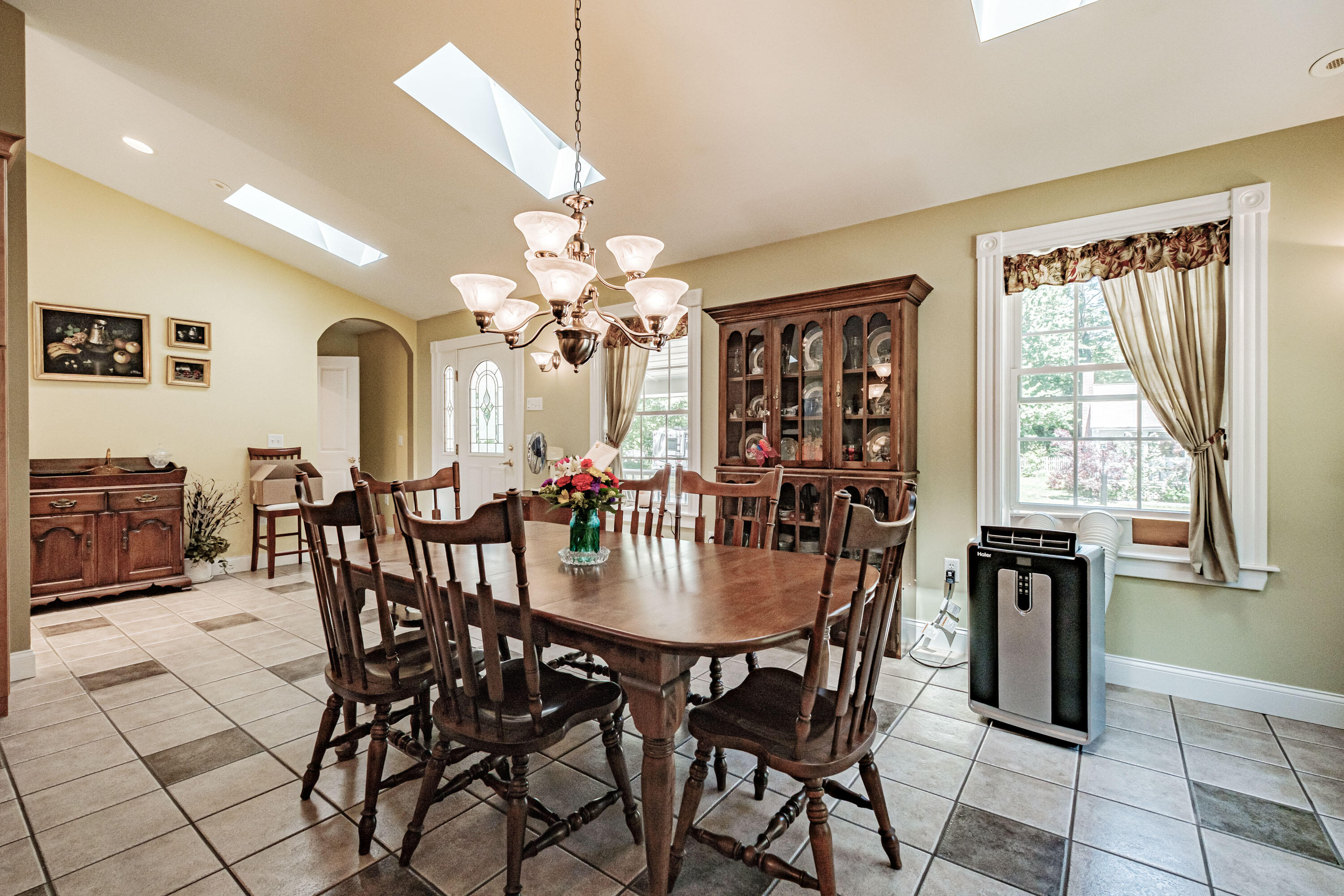 30 Kevin Heights, Paris, ME, 04281-1304