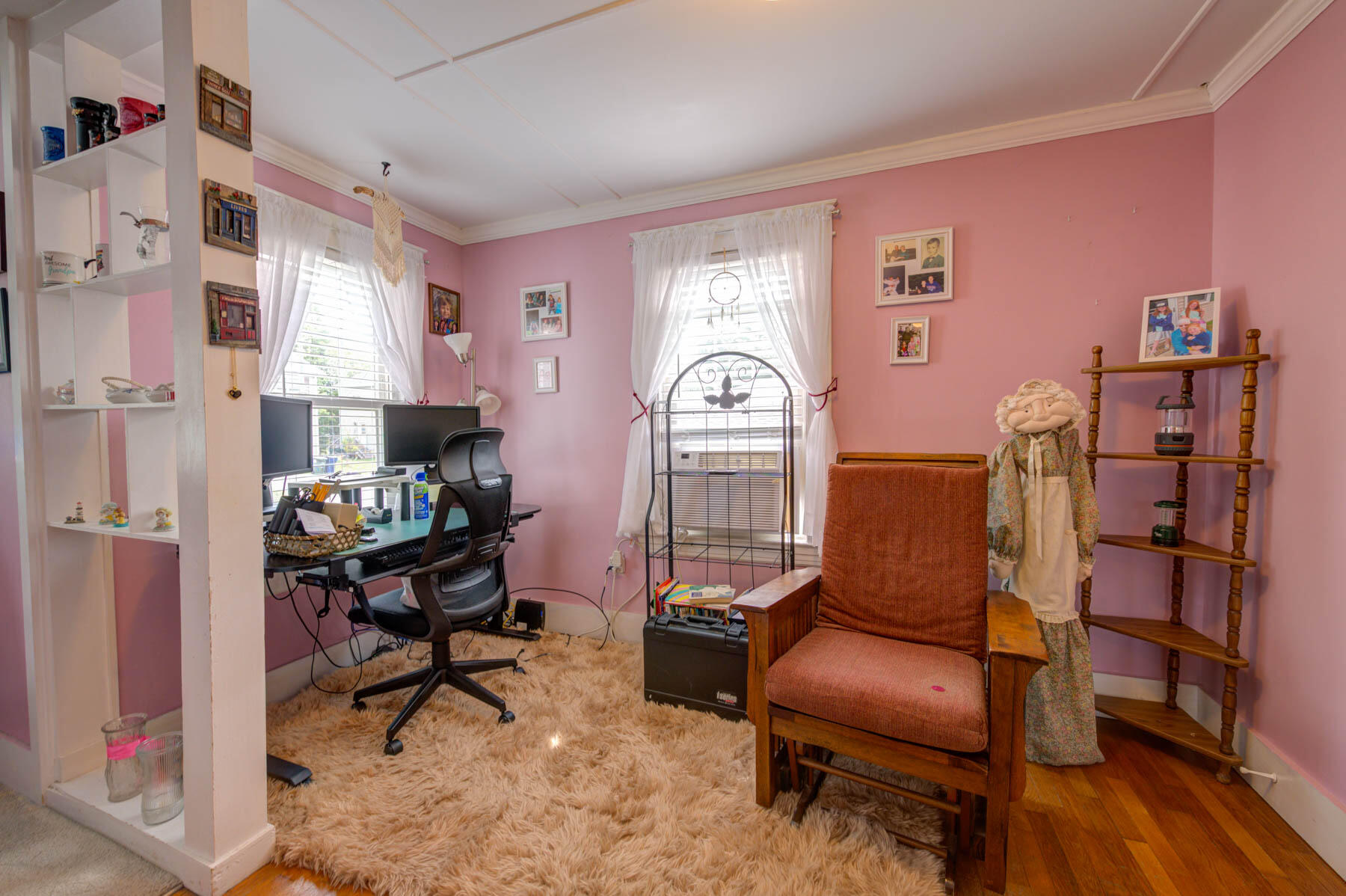 18 Fairlawn Avenue