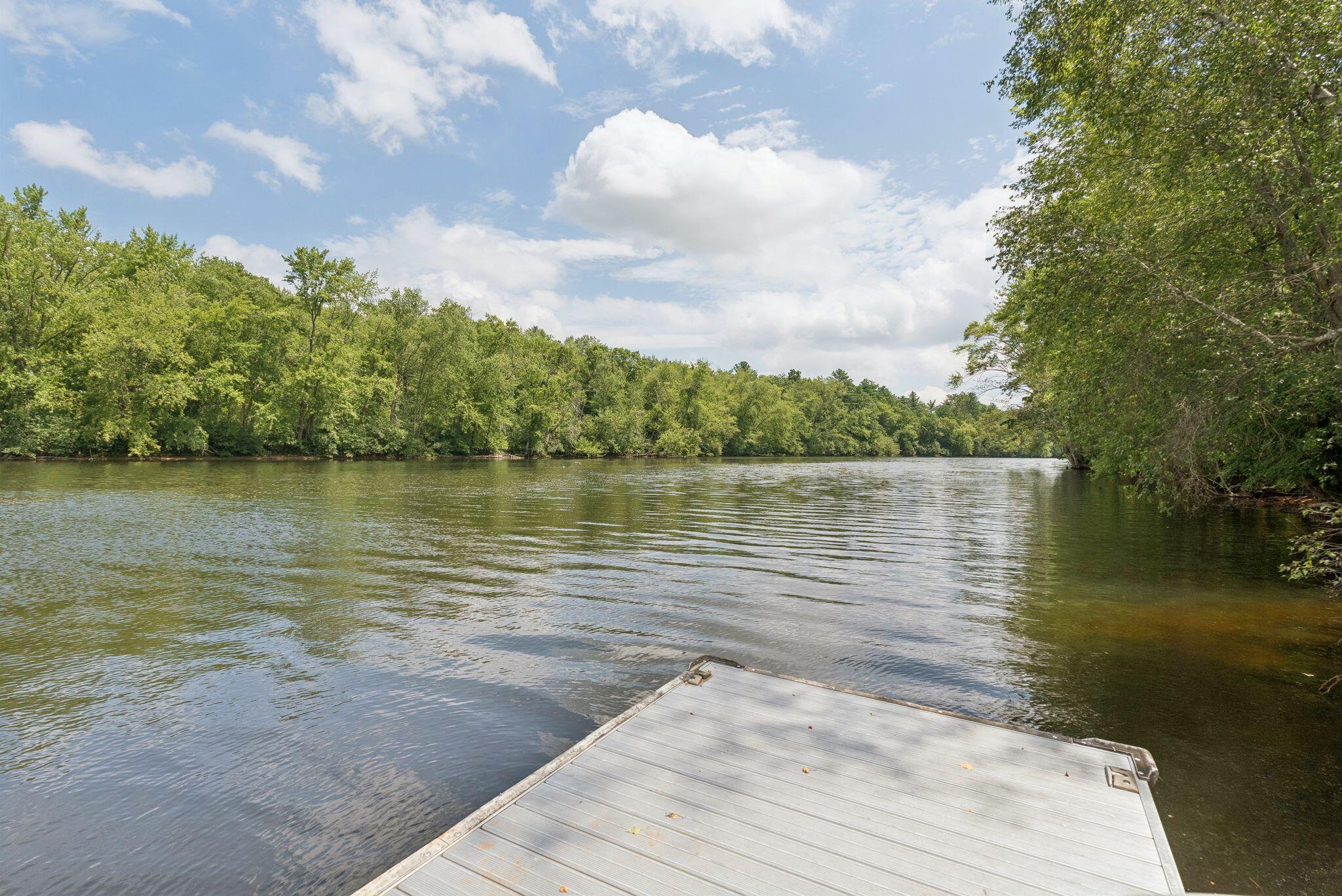 305 River Road, Hollis, ME, 04042