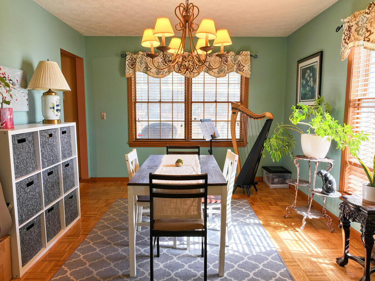 11 Kensington Terrace, Lewiston, ME, 04240