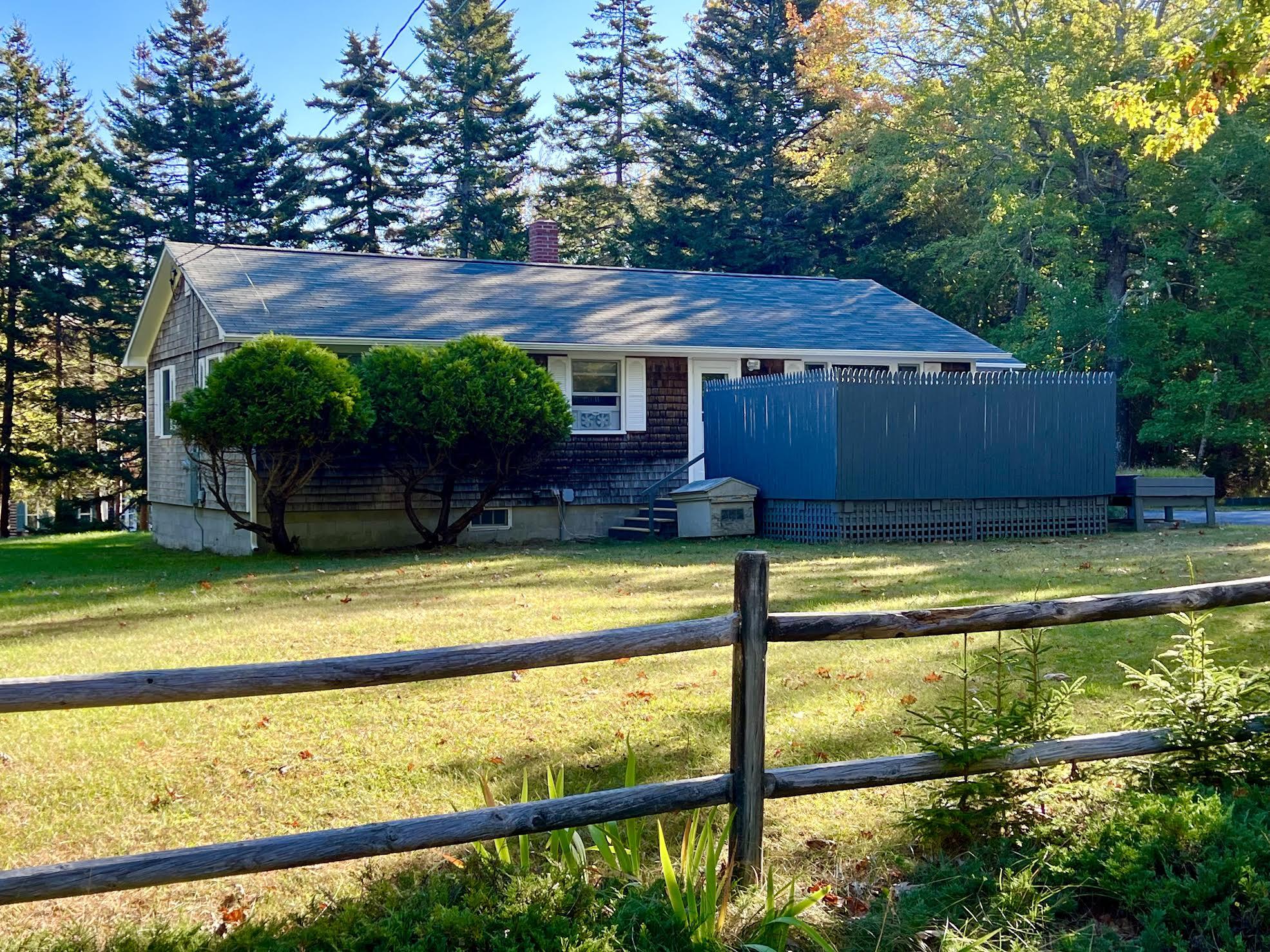 17 Freeman Ridge Road, Southwest Harbor, ME, 04679