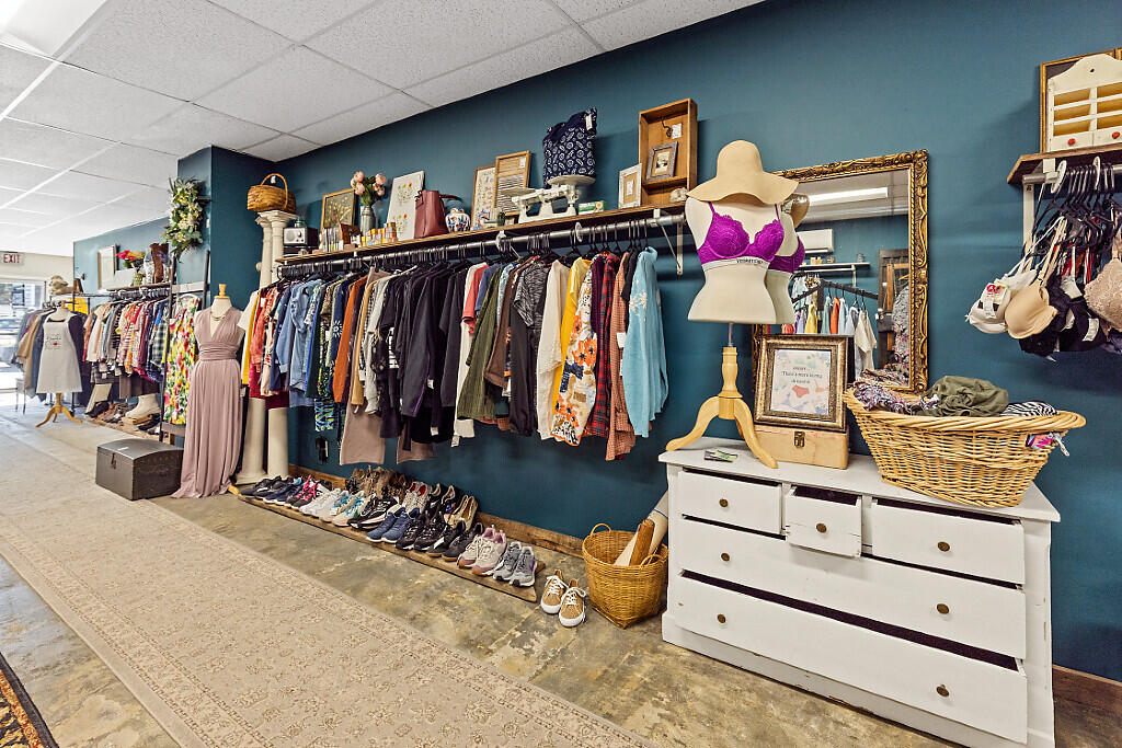 413 Wilton Road, Farmington, ME, 04938