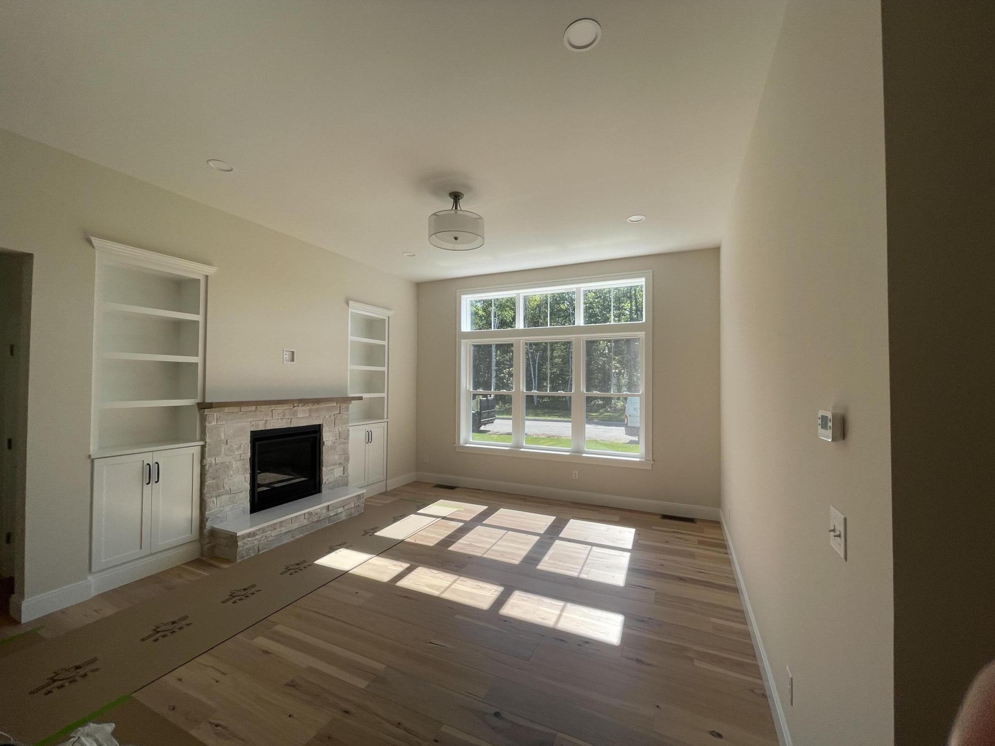 7 Meander Lane, #3, Kennebunk, ME 04043 Living Room