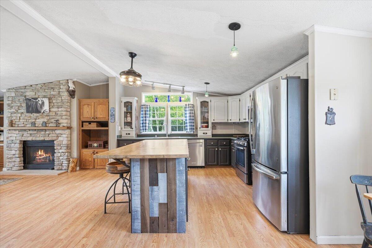 08-405 E Rd-08