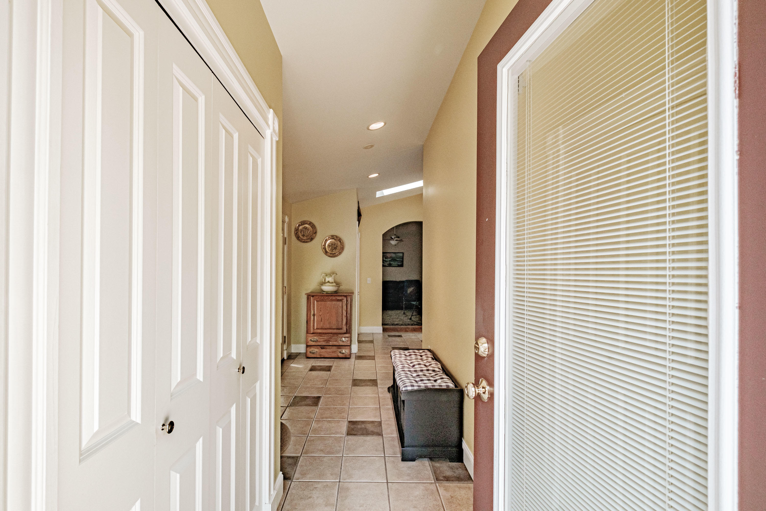 30 Kevin Heights, Paris, ME, 04281-1304