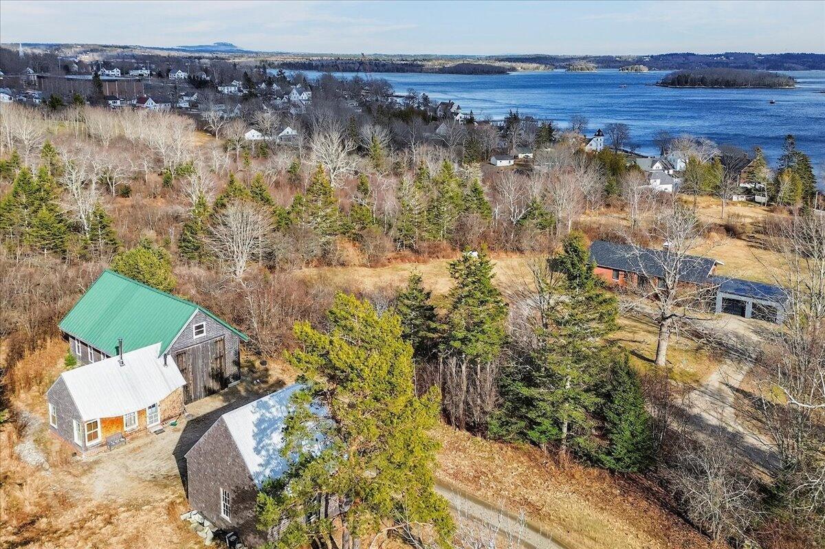 21 La Tour Street, Castine, ME, 04421