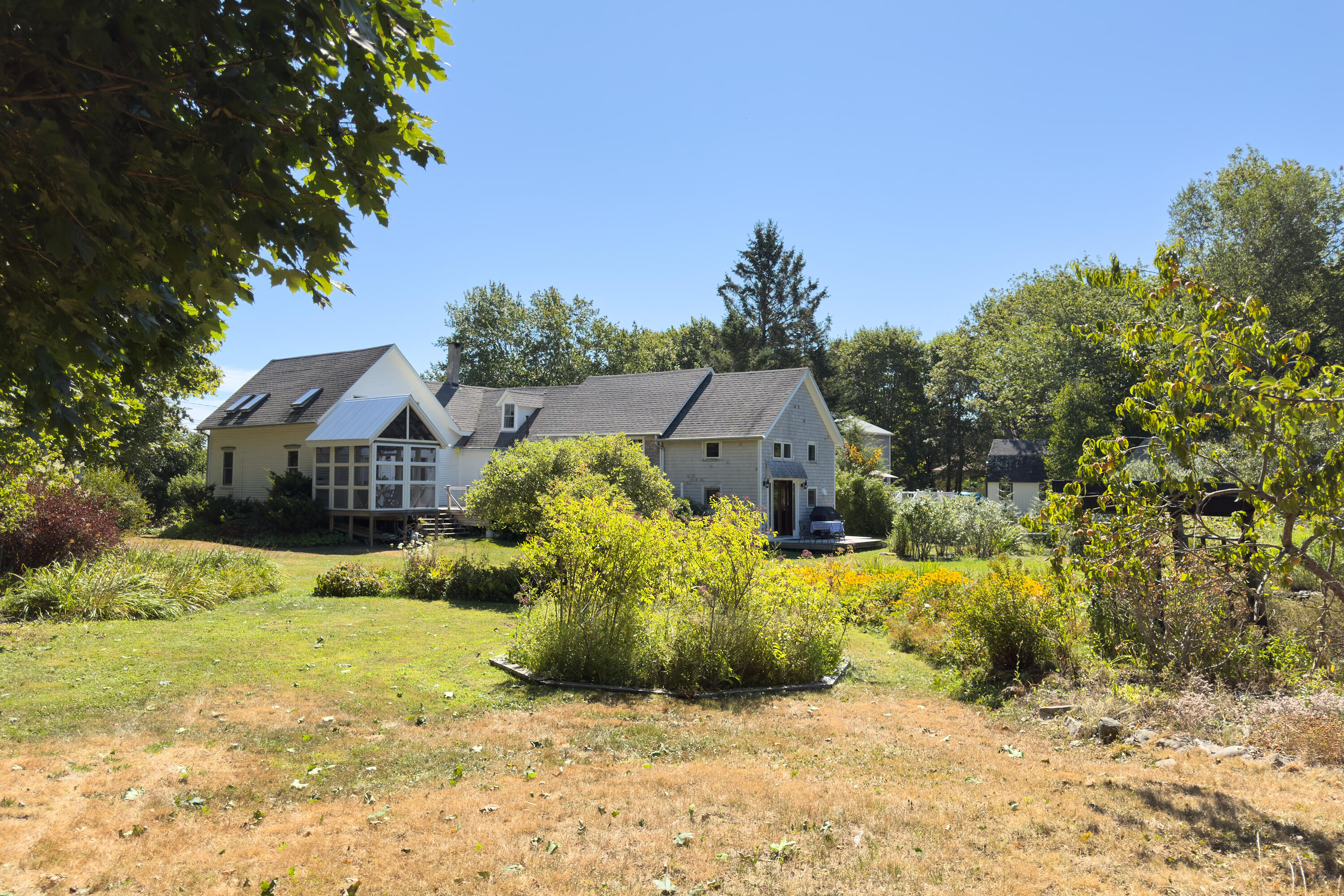15 Port Clyde Road