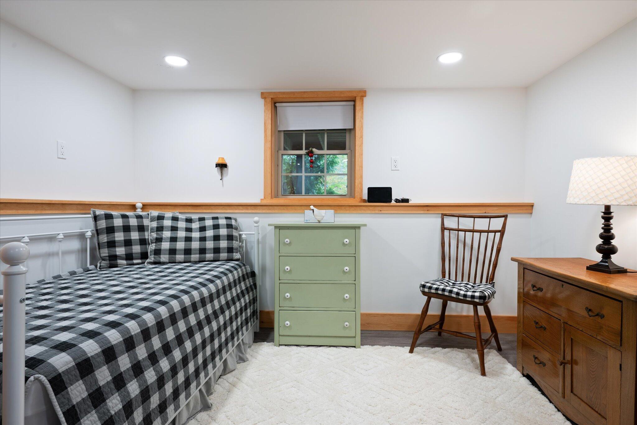 43 Verona Park, Verona Island, ME, 04416