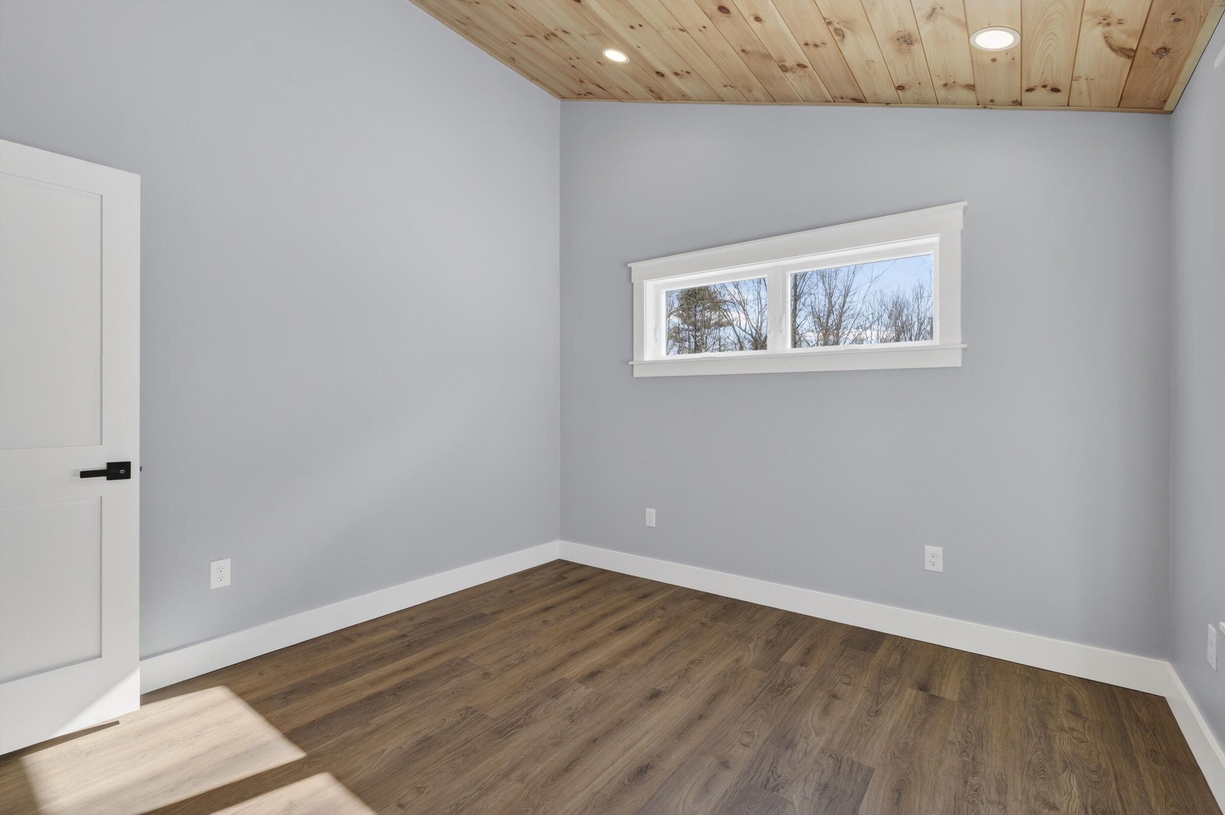 295 Mount Mica Road, Paris, ME, 04281