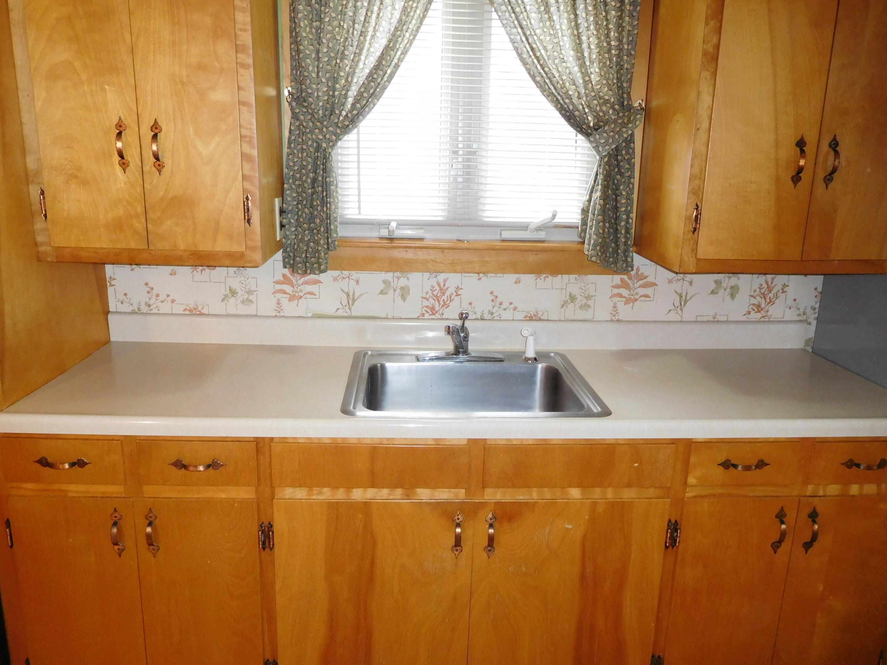 7 Joy Street, Sanford, ME, 04083