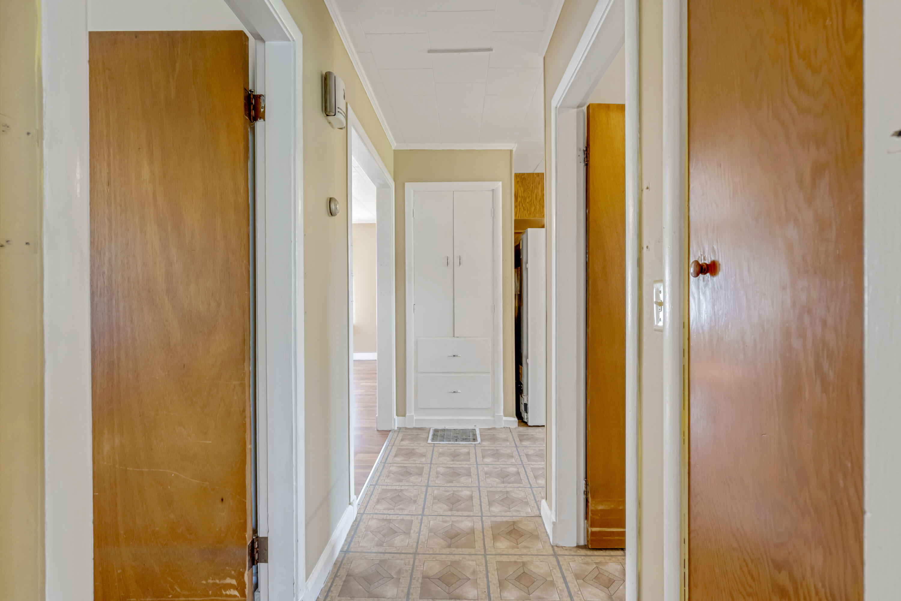 196 Stevens Mill Road, Auburn, ME 04210 Hall