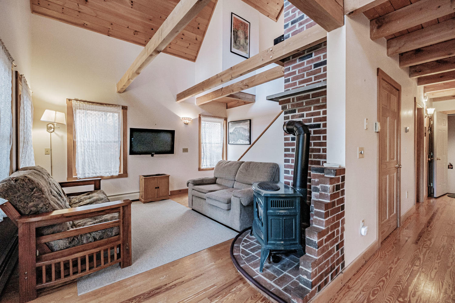 10 Oak Drive, Bethel, ME, 04217-3010