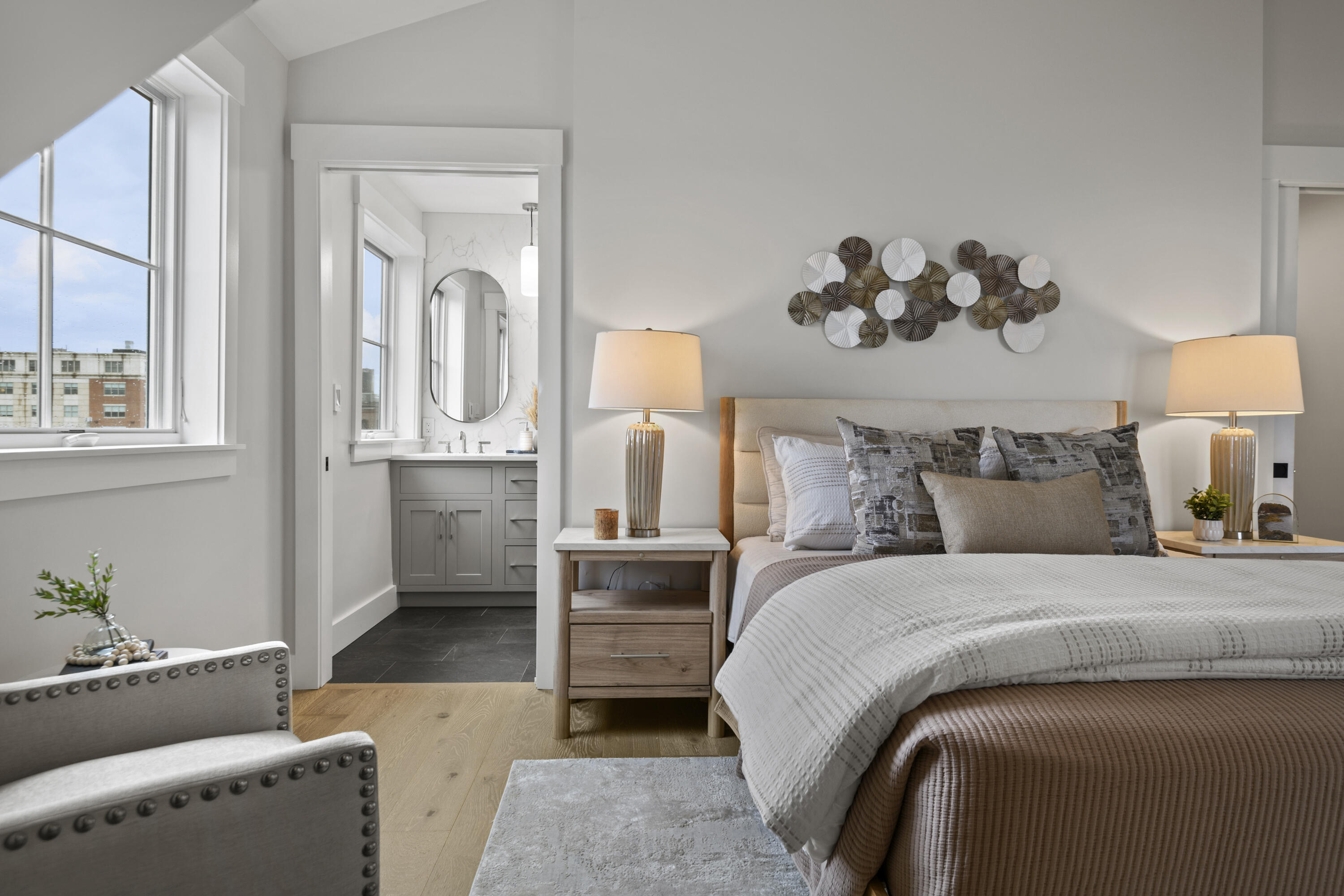 2 India Street UNIT 4, Portland, ME, 04101