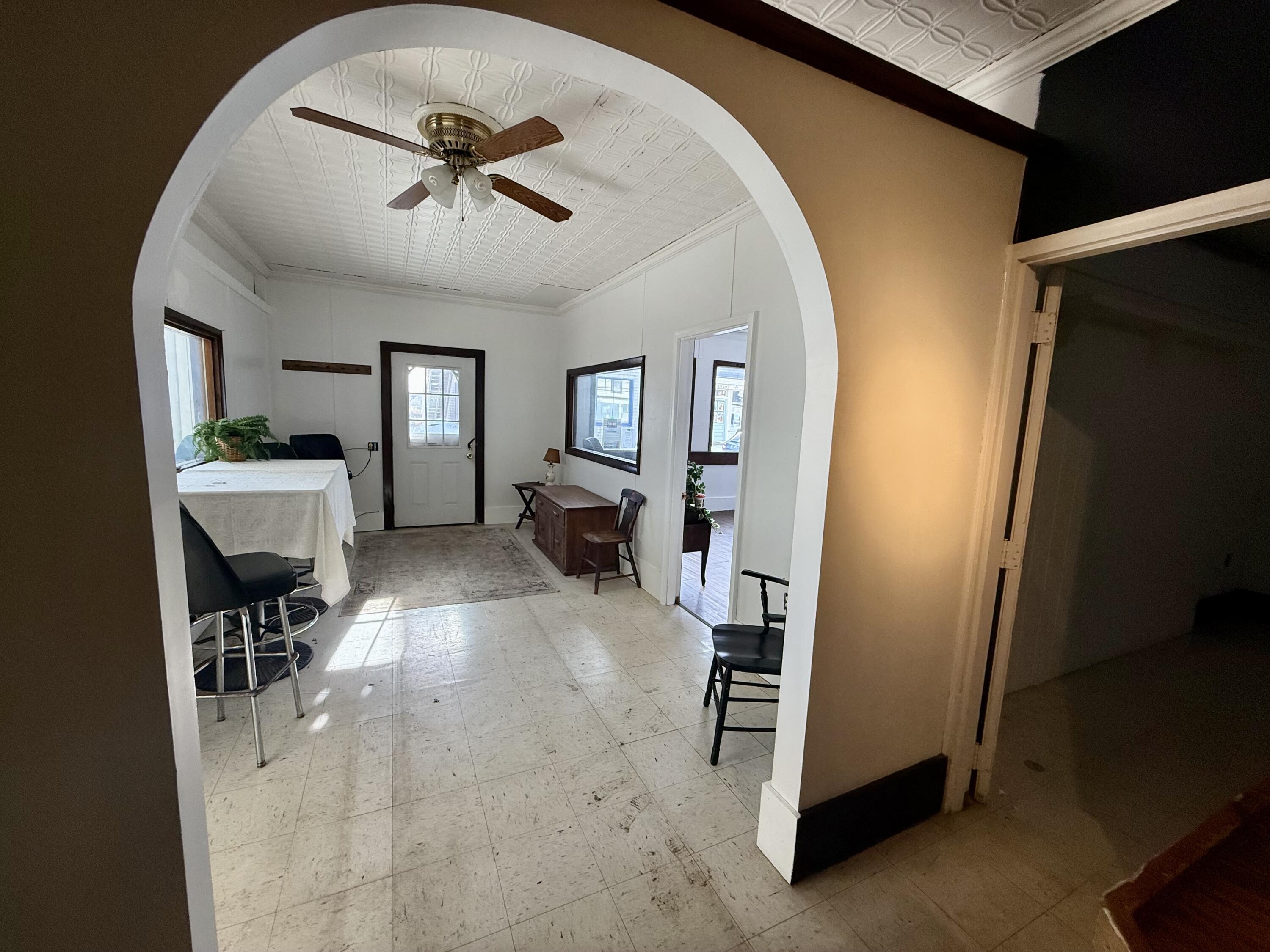 54 W Main Street, Vinalhaven, ME, 04863