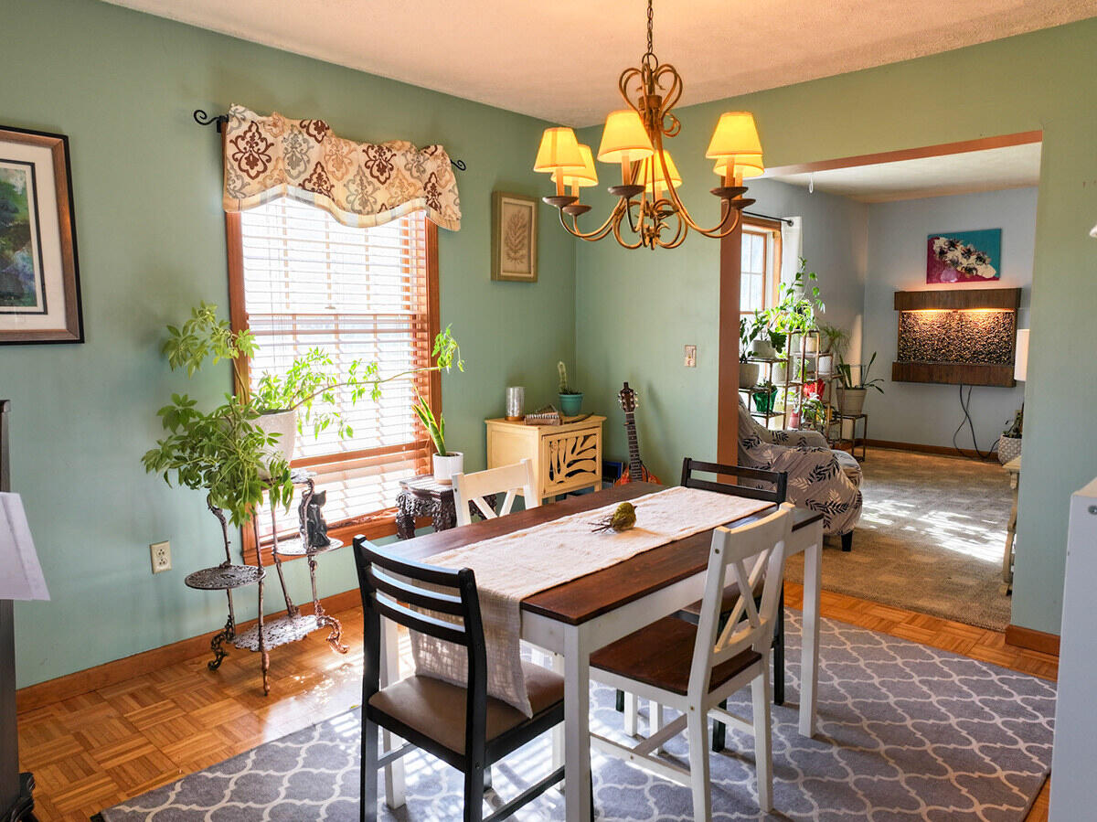 11 Kensington Terrace, Lewiston, ME, 04240